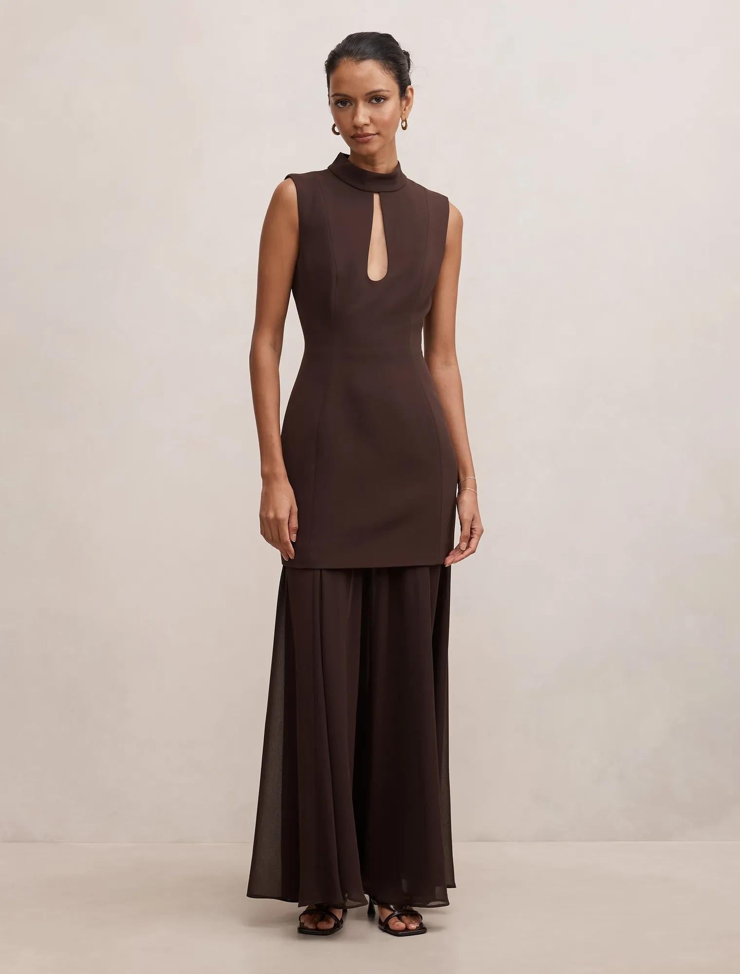 The Ultimate Petite Style Guide: How to Dress for a Petite Frame