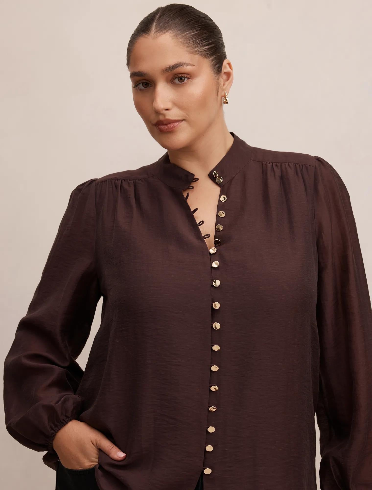 Amelia Curve Printed Button Down Blouse Chocolate