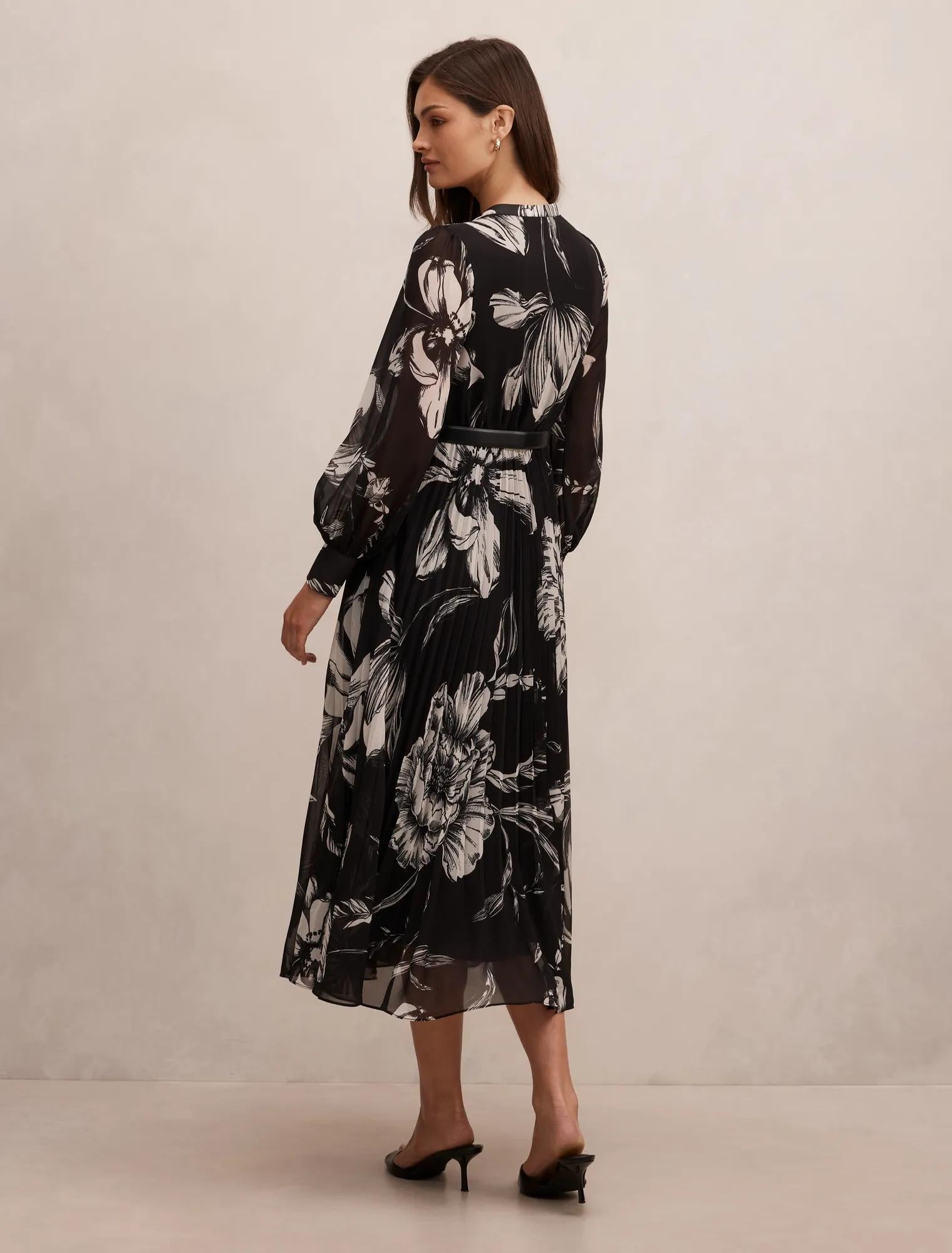 Saskia Pleat Wrap Midi Dress Dark Lula Floral