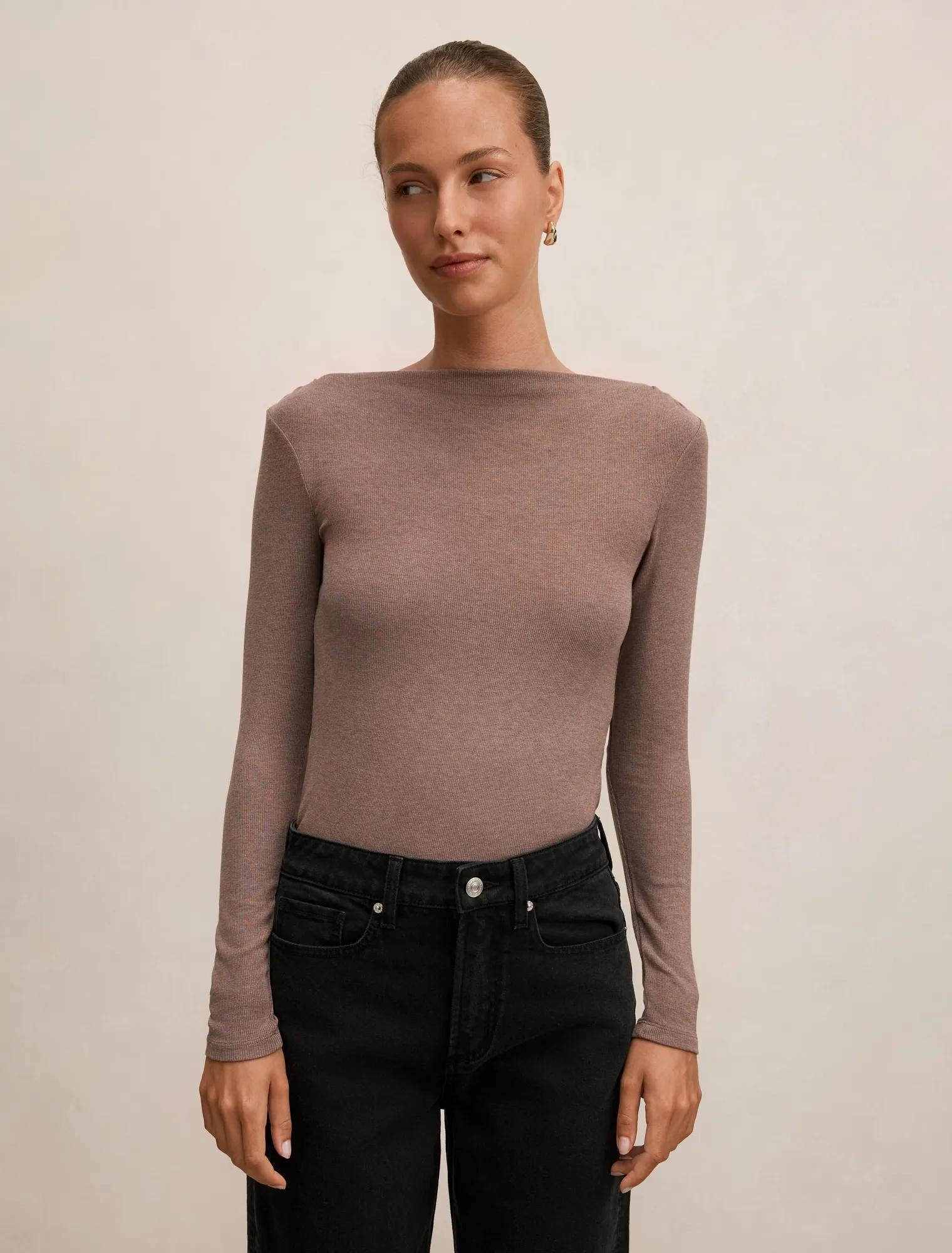 Jasmine Straight Neck Top Mushroom Marle