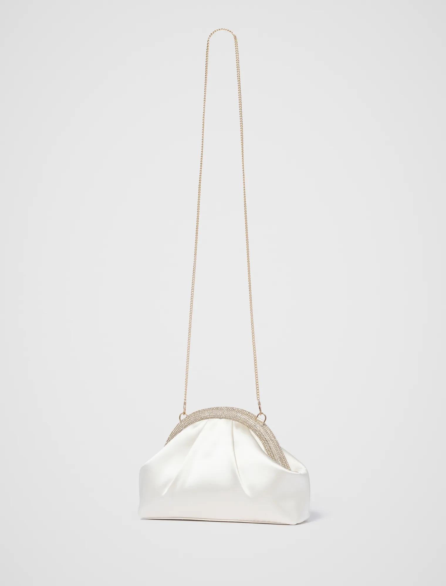 Shayla Shiny Frame Clutch Ivory_mannequin