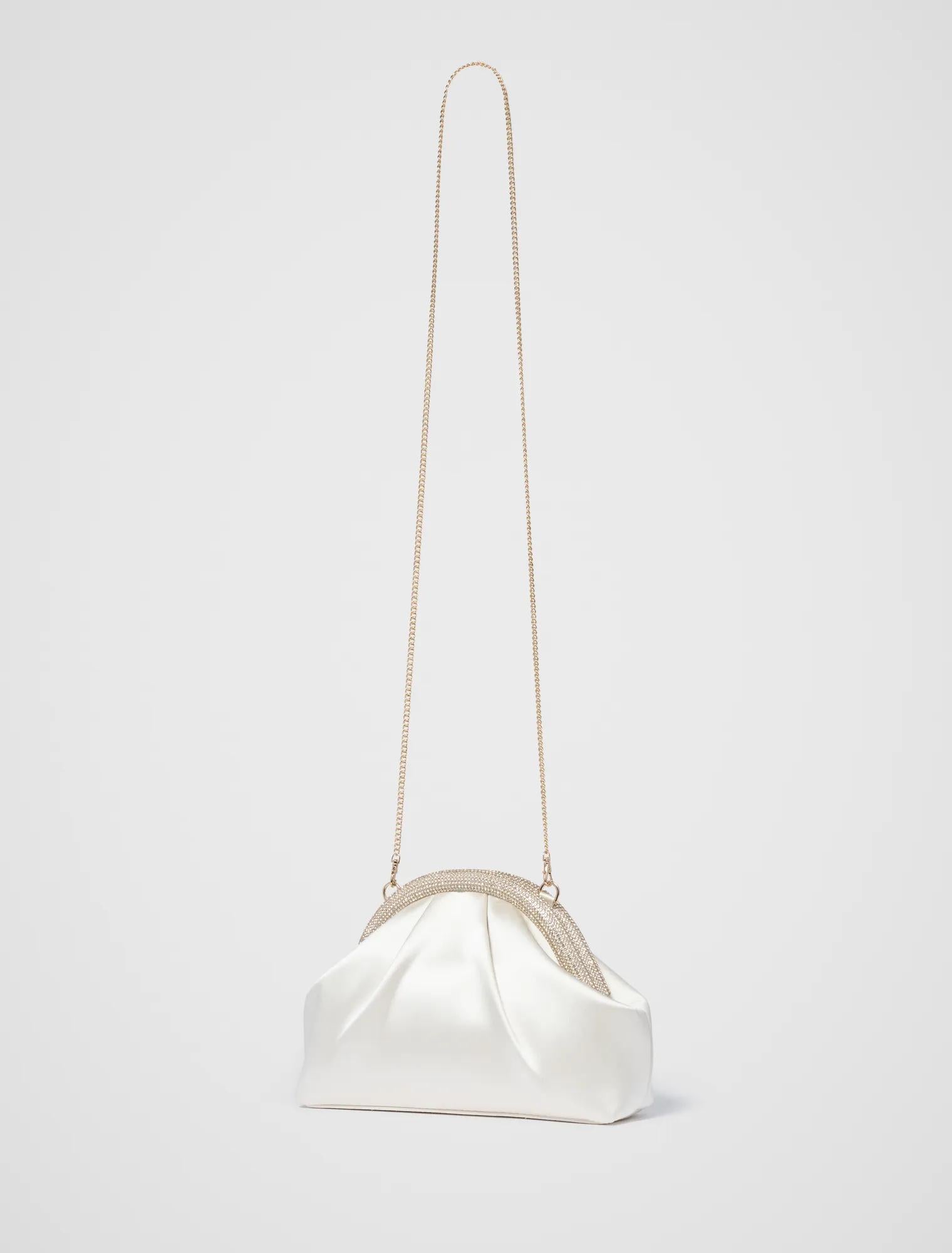 Shayla Shiny Frame Clutch Ivory_mannequin