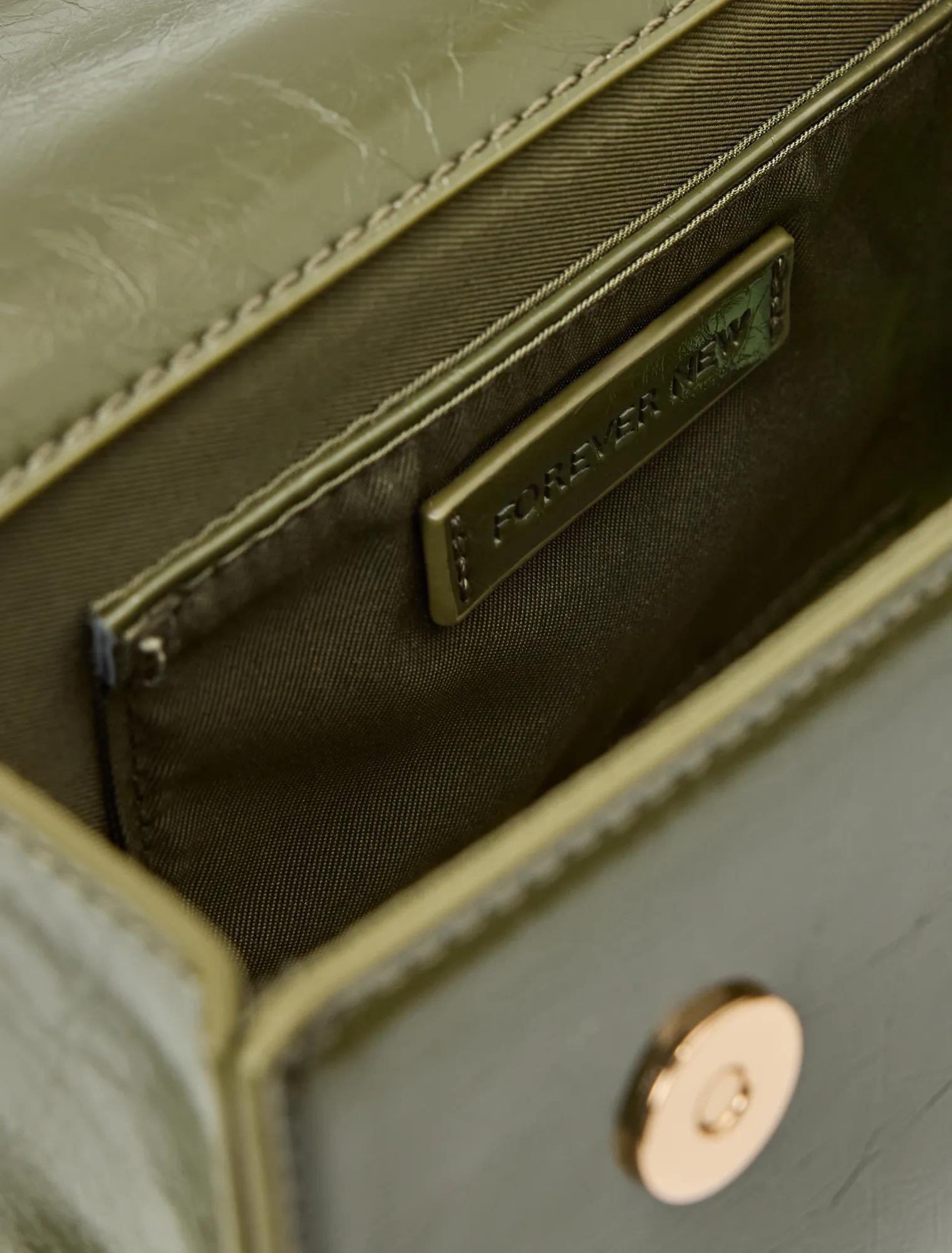 Liana Lock Detail Top Handle Bag Olive_mannequin