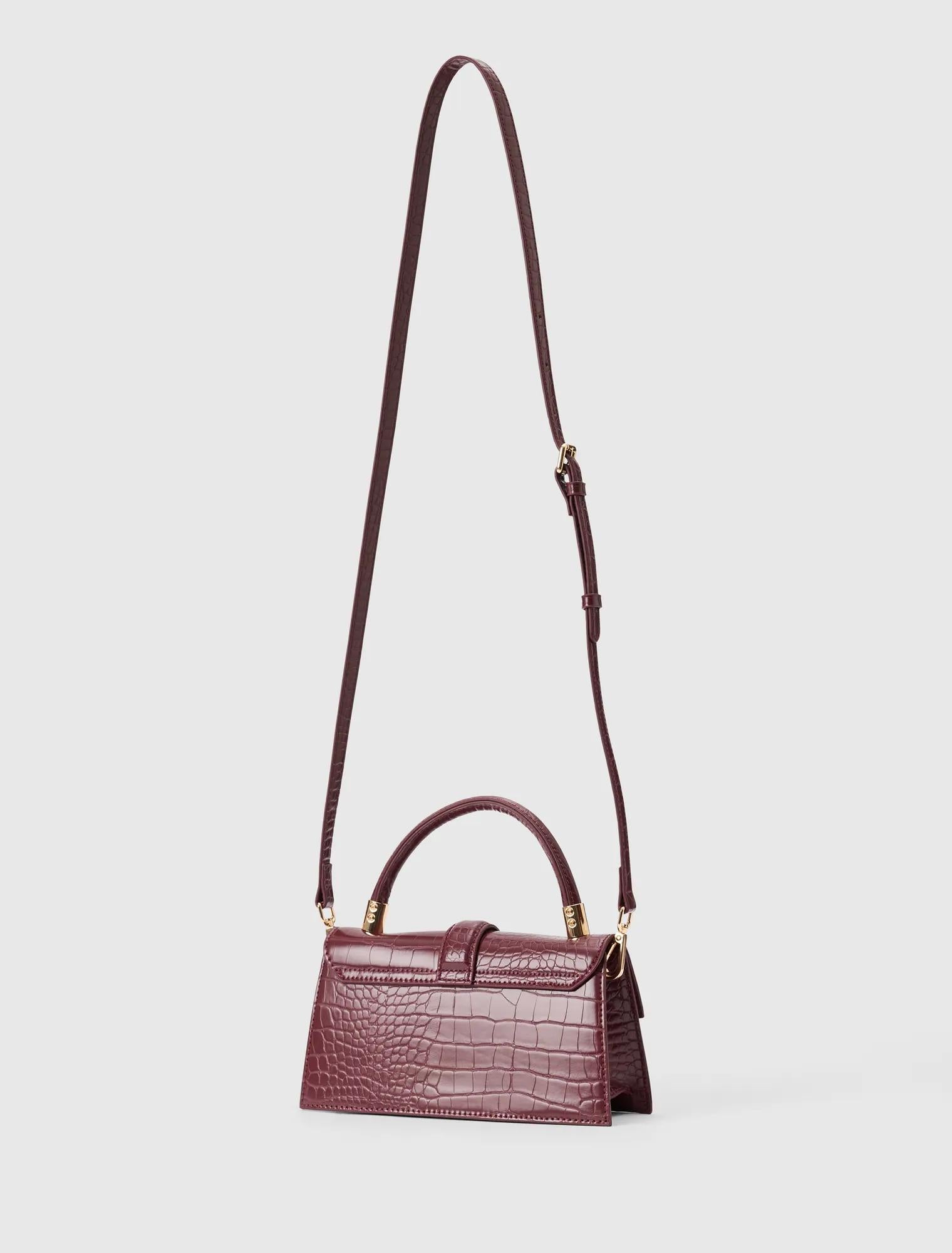 Violet Lock Detail Top Handle Vintage Merlot_mannequin