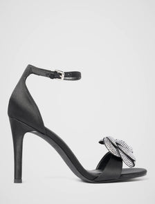 Joanna Jewelled Flower Sandals Black_mannequin