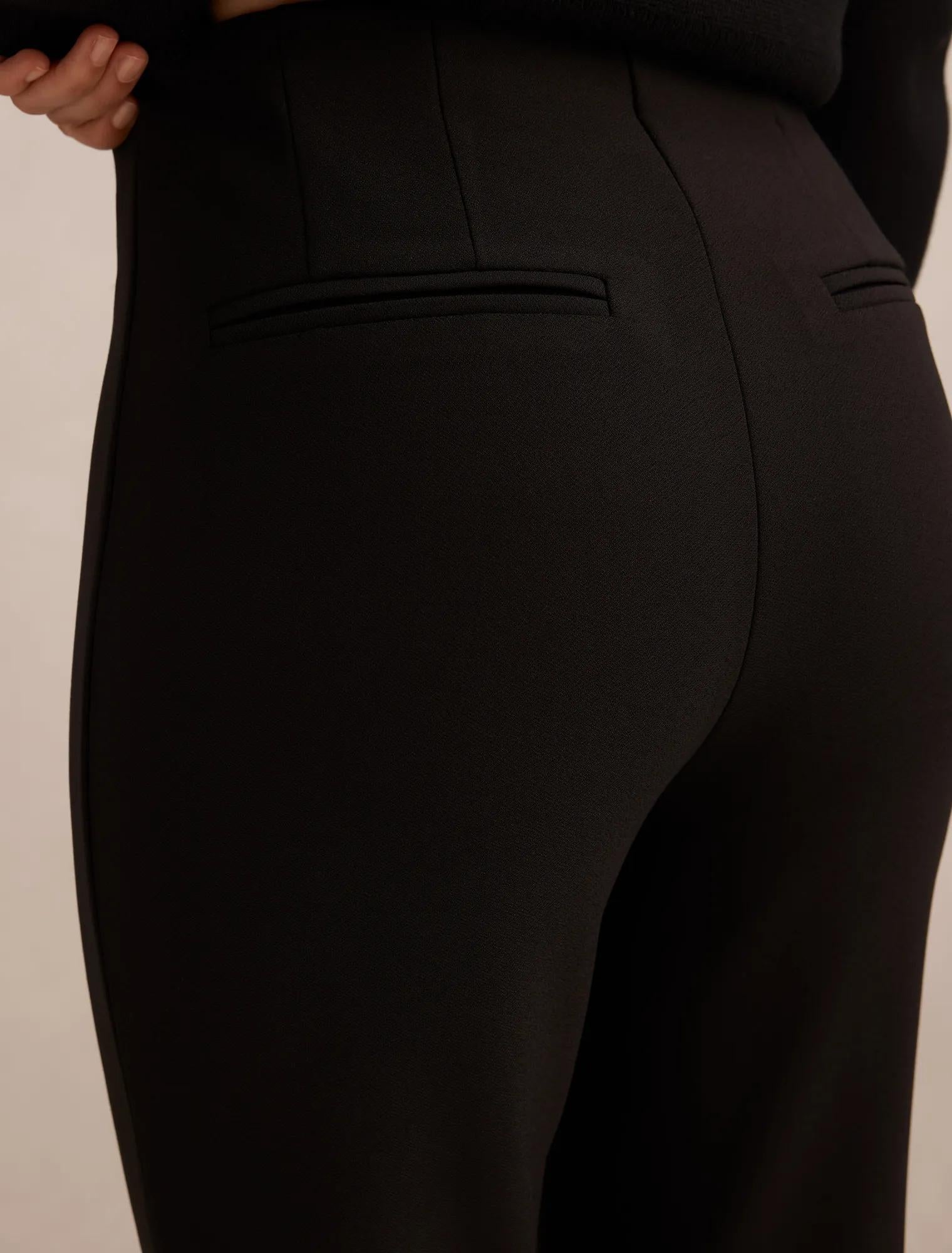 Maia Flare pant Black