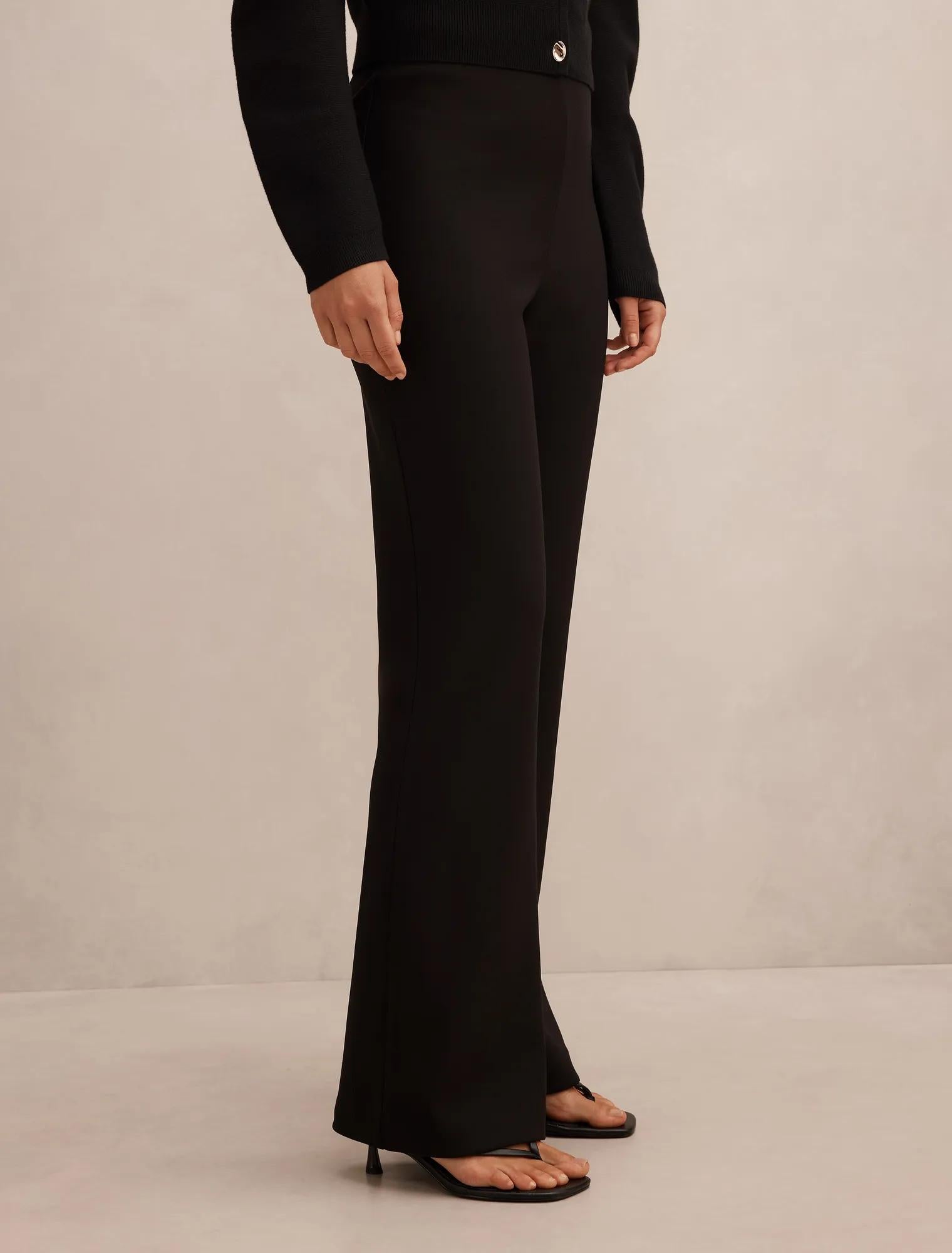 Maia Flare pant Black