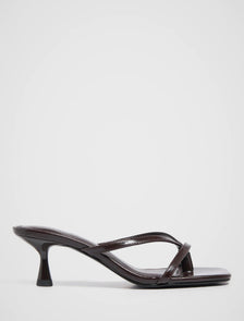 Tammy Toe Thong Heeled Sandals Chocolate Brown_mannequin