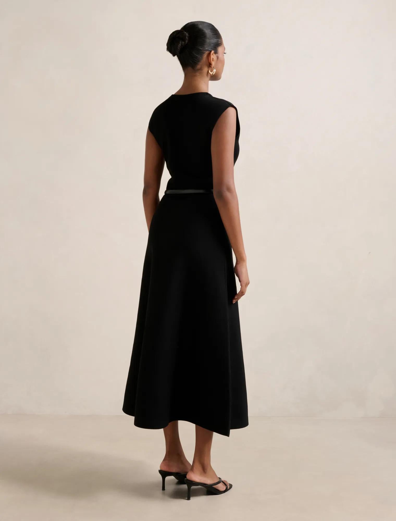 Celia Petite Extended Shoulder Midi Dress Black