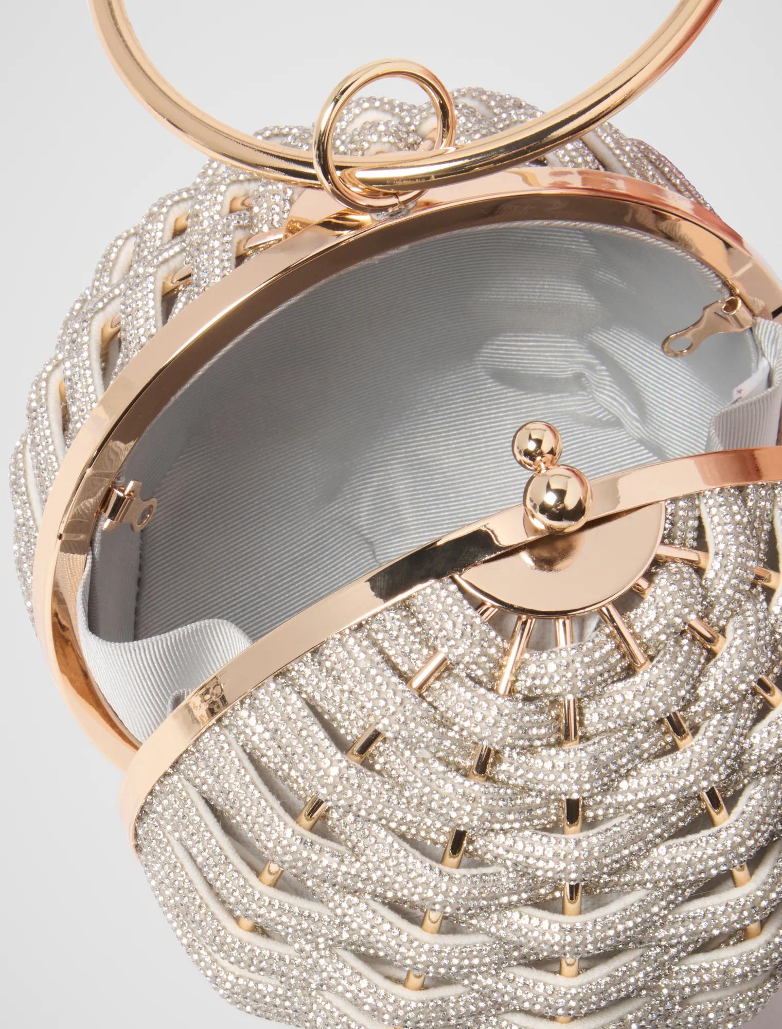 Wynnie Woven Round Clutch Silver_mannequin