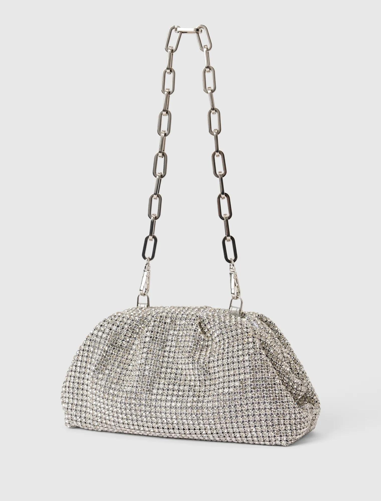 Ariel Soft Shiny Clutch Silver_mannequin