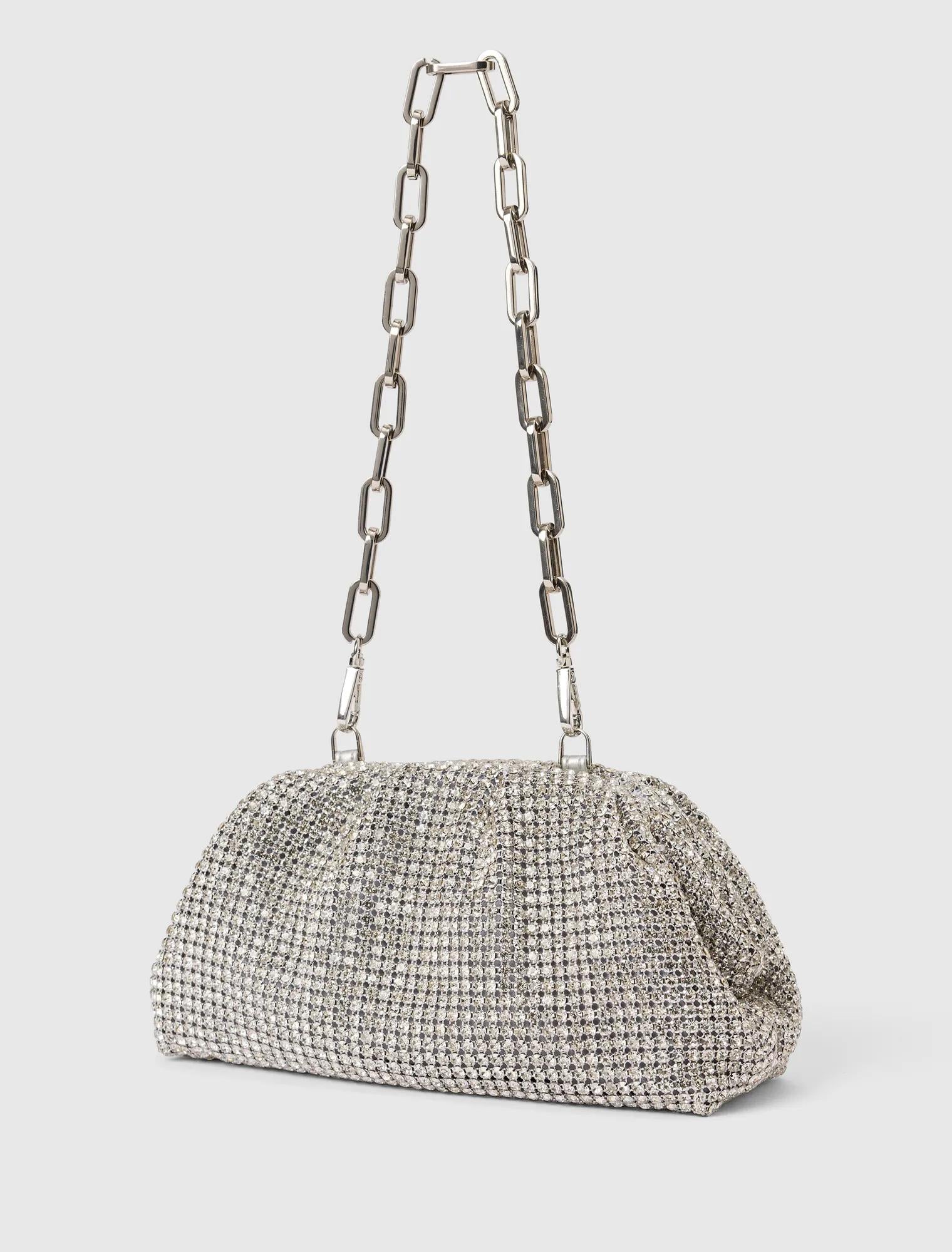 Ariel Soft Shiny Clutch Silver_mannequin