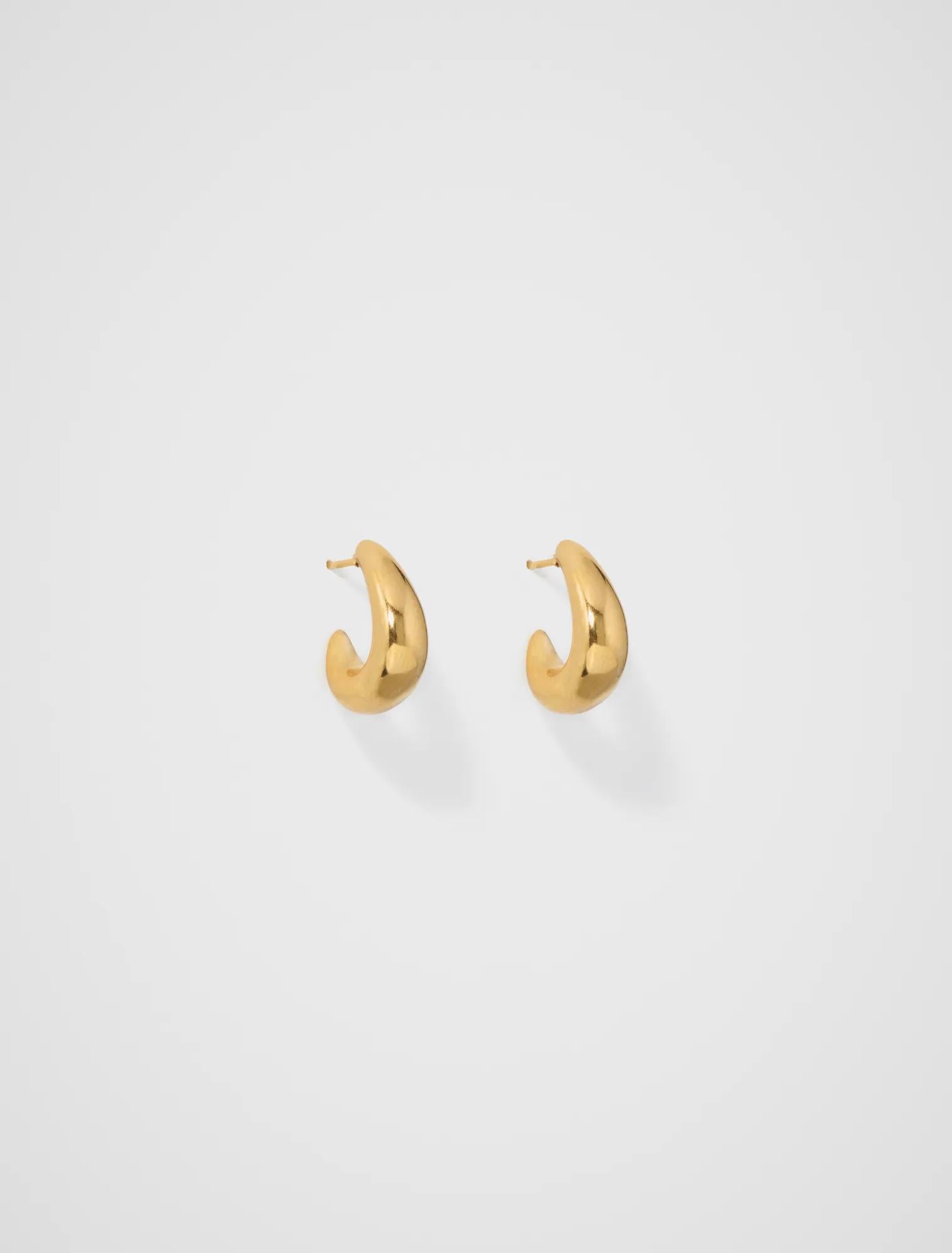 Gabbie Waterproof Curve Hoop Earrings Gold Plated_mannequin