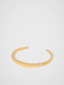 Stacey Waterproof Twist Cuff Gold Plated_mannequin