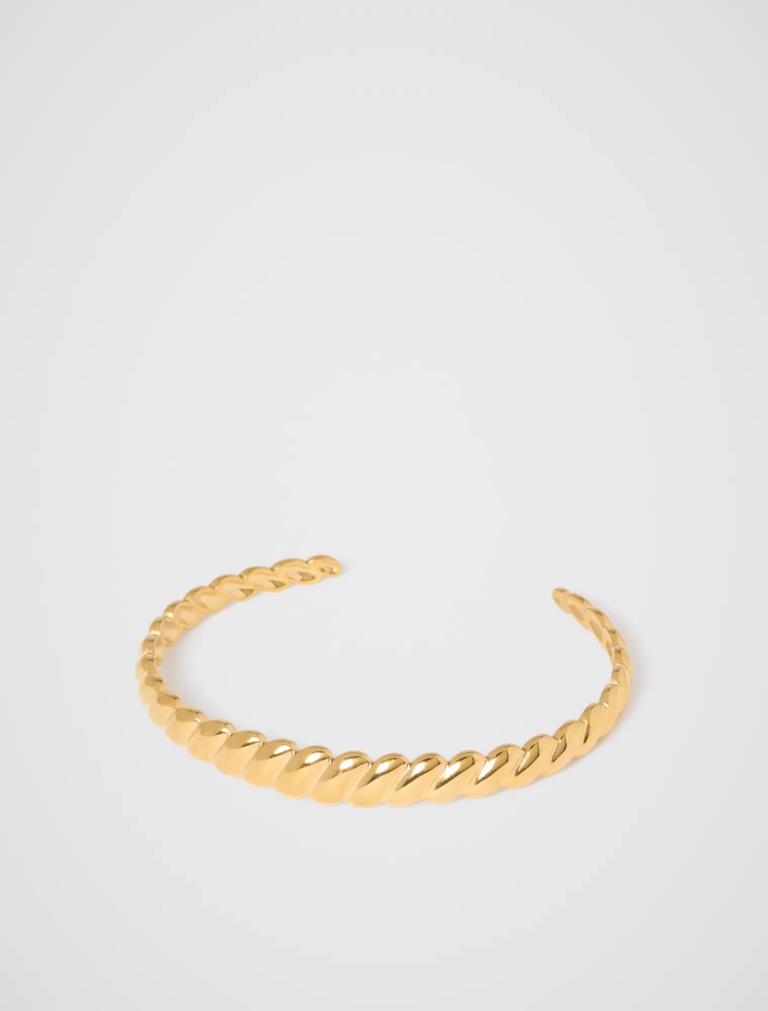 Stacey Waterproof Twist Cuff Gold Plated_mannequin