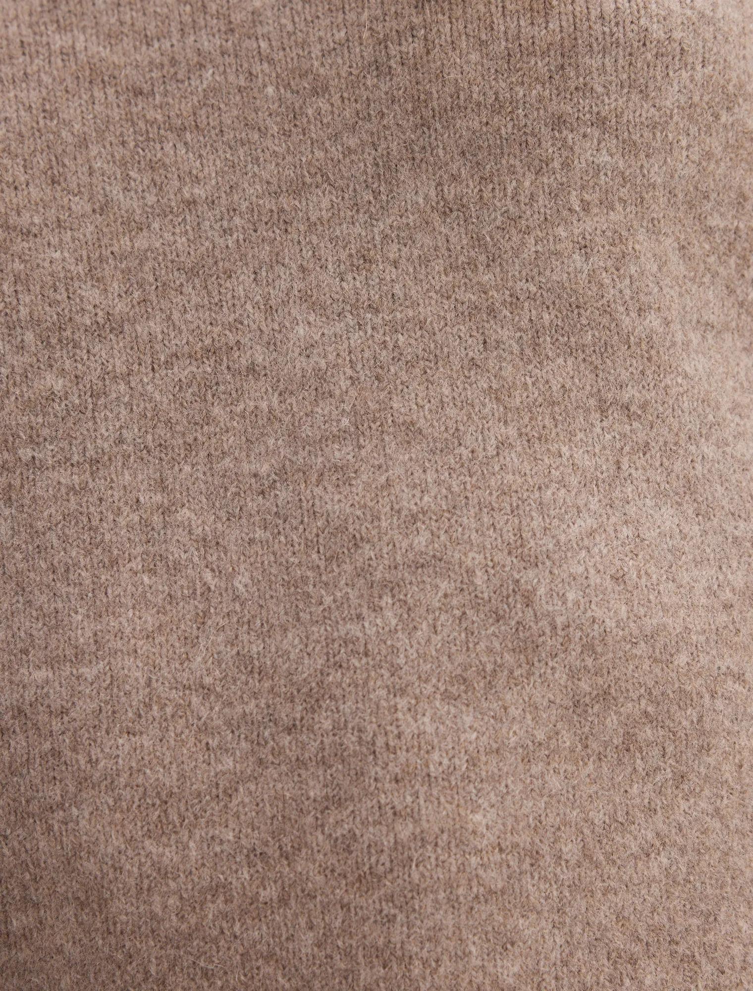 Eloise V-Neck Sweater Mocha