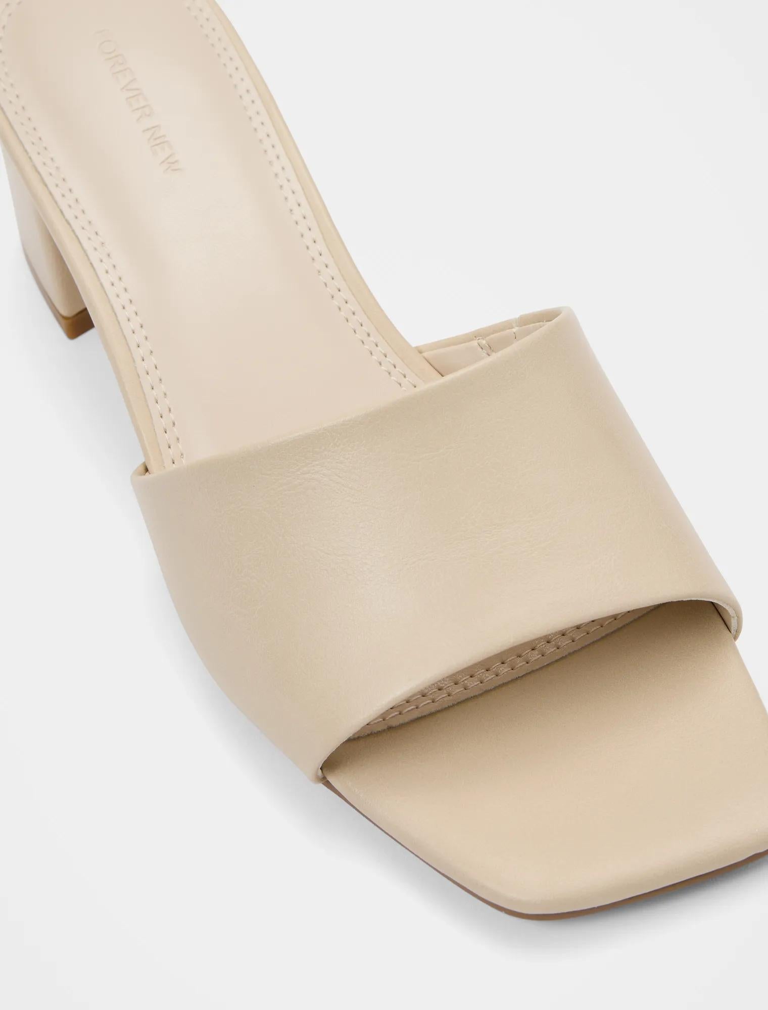 Blaire Block Heel Mules Nude_mannequin
