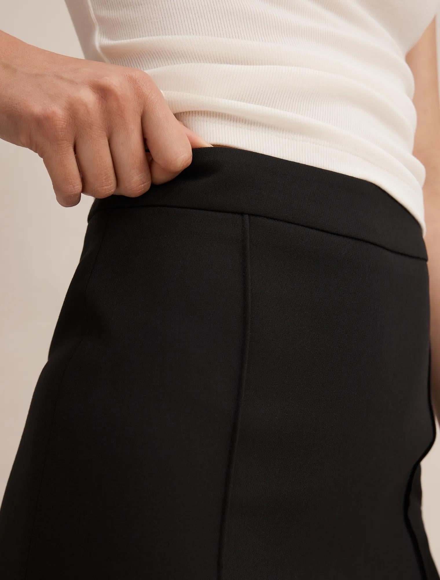 Poppy Pintuck Mini Skirt Black