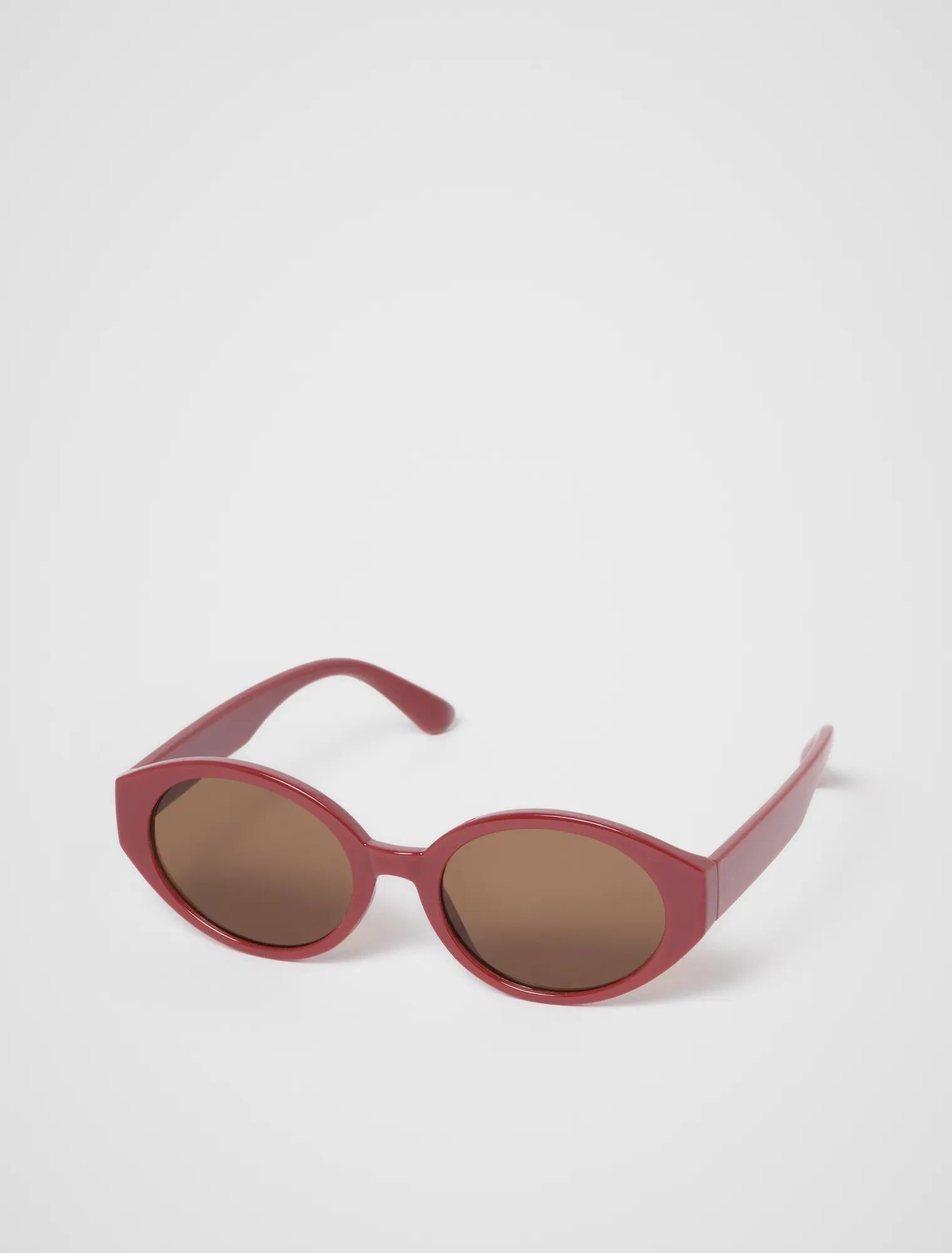 Evelyn Oval Frame Sunglasses Wine_mannequin