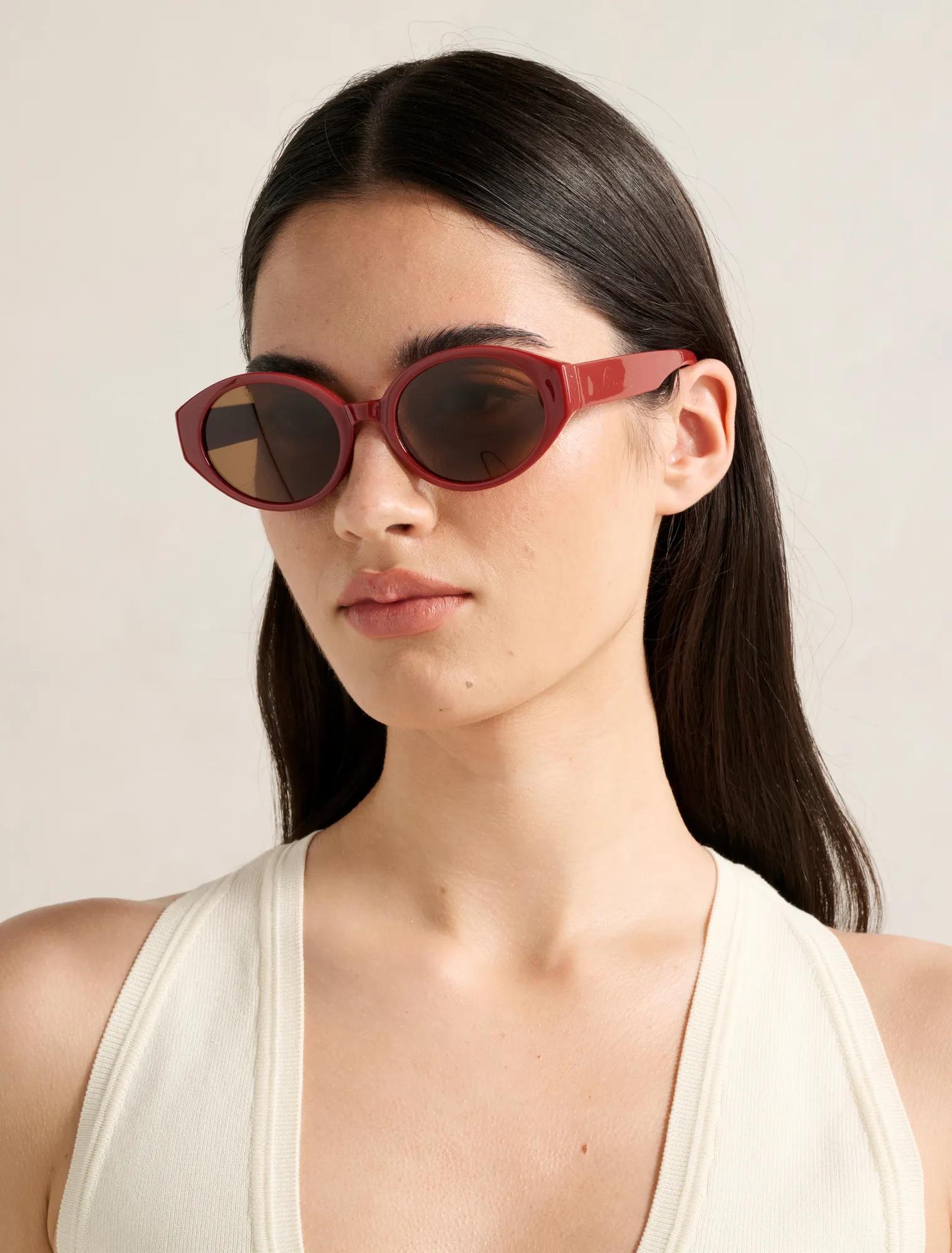 Evelyn Oval Frame Sunglasses Wine