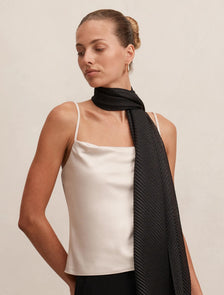 Harriet Pleated Scarf Black
