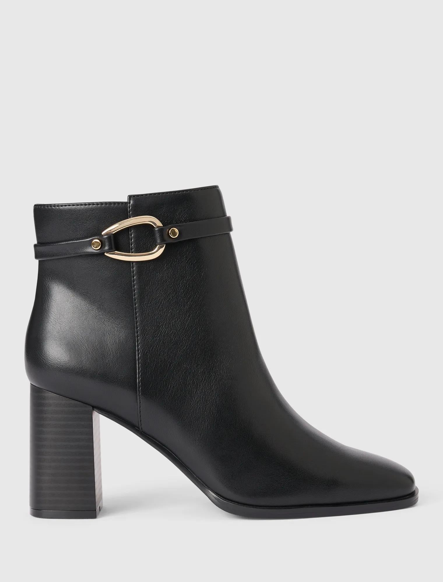 Rosanna Hardware Trim Heeled Ankle Boot Black_mannequin