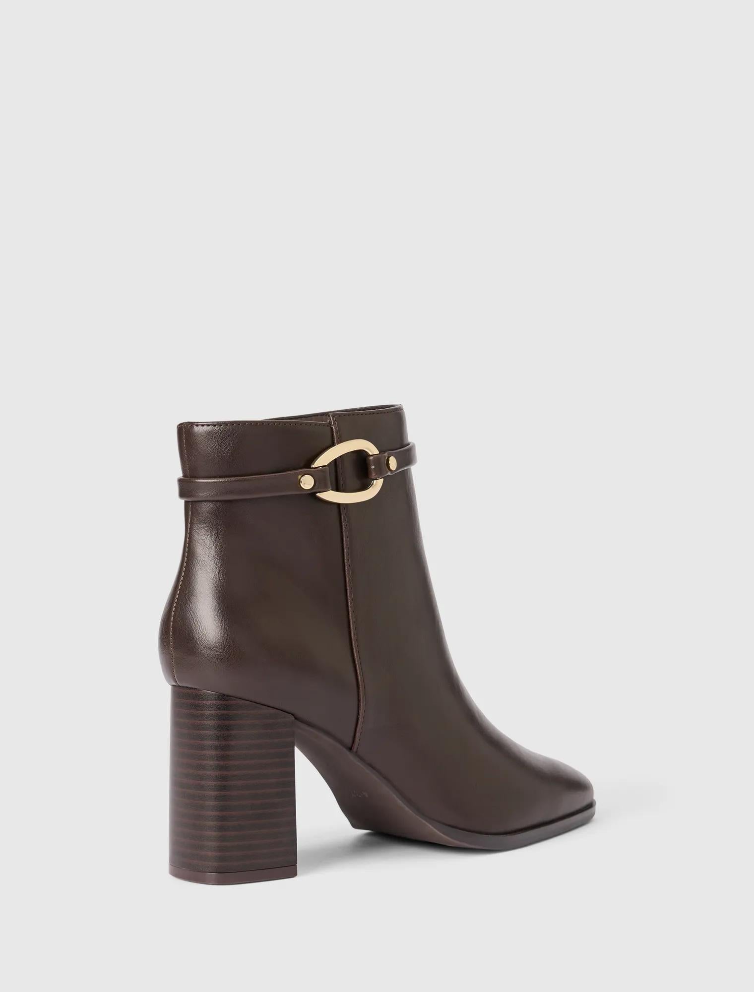 Rosanna Hardware Trim Heeled Ankle Boot Chocolate Brown_mannequin