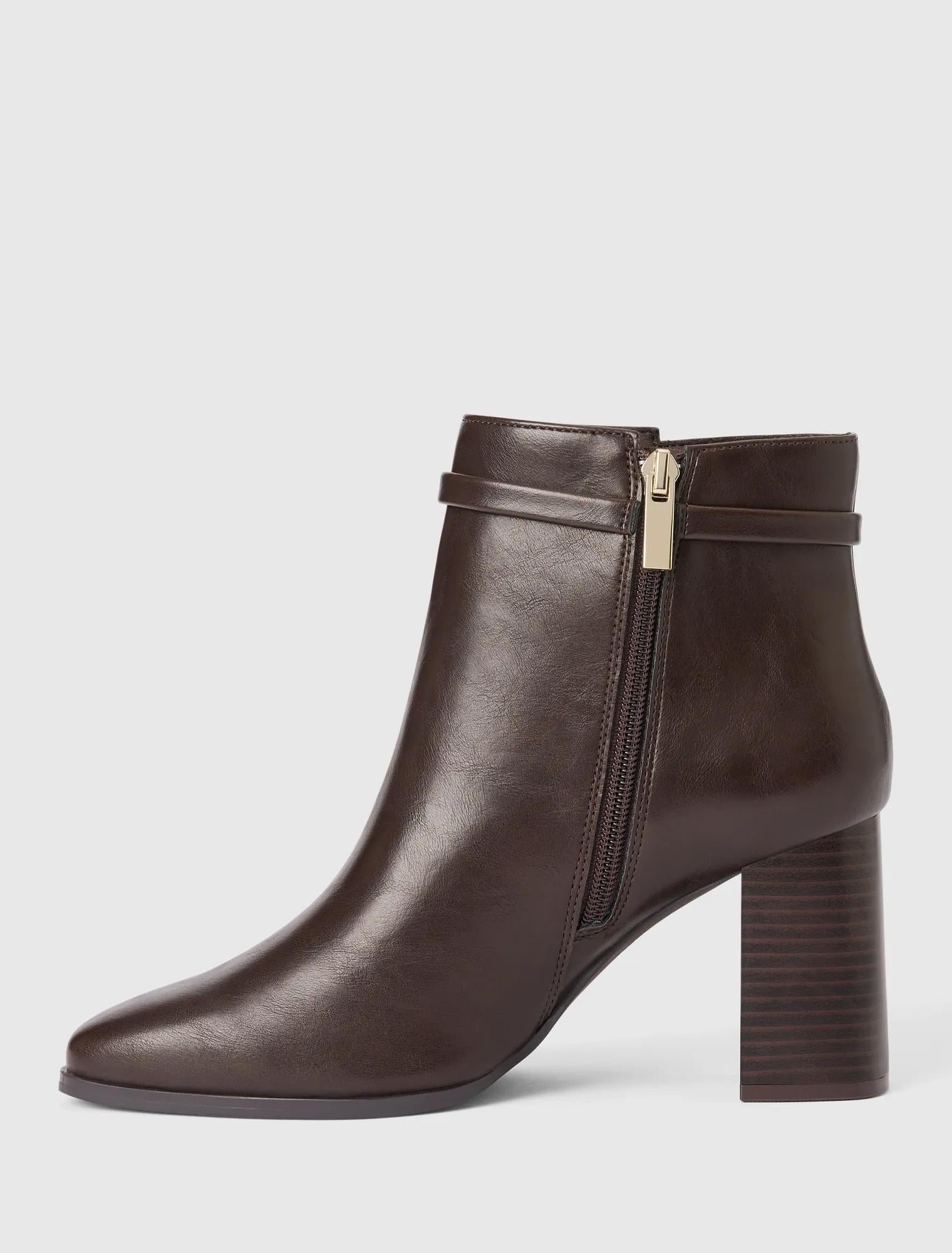 Rosanna Hardware Trim Heeled Ankle Boot Chocolate Brown_mannequin