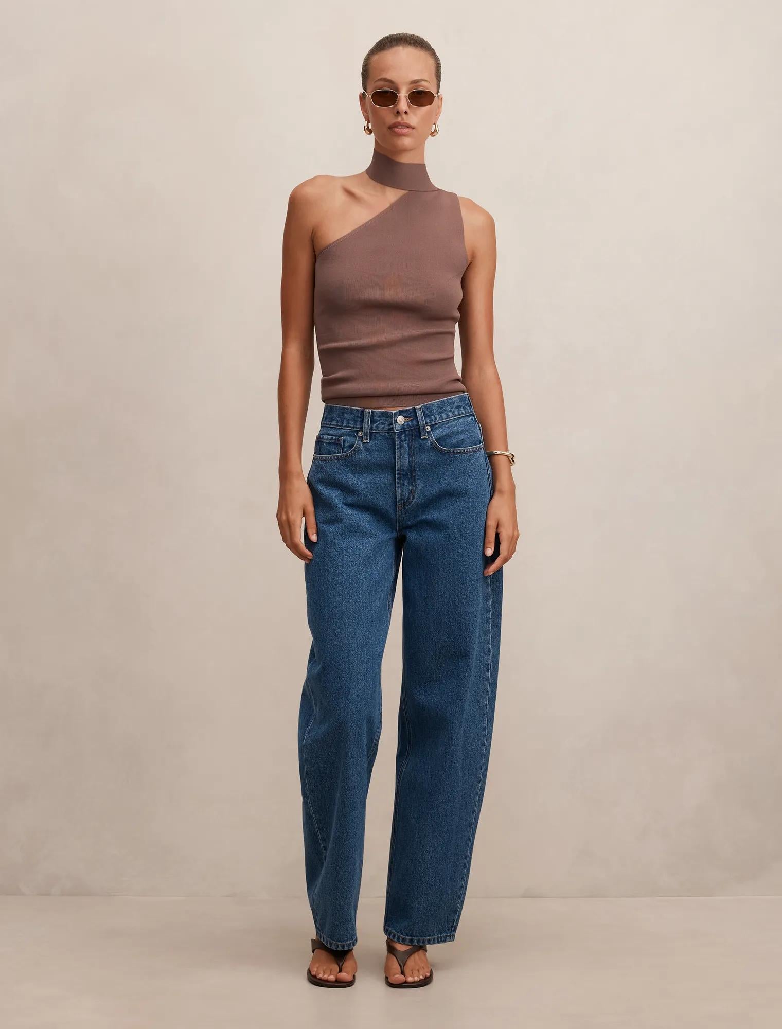 Emma Mid Rise Barrel Jeans Mid Wash