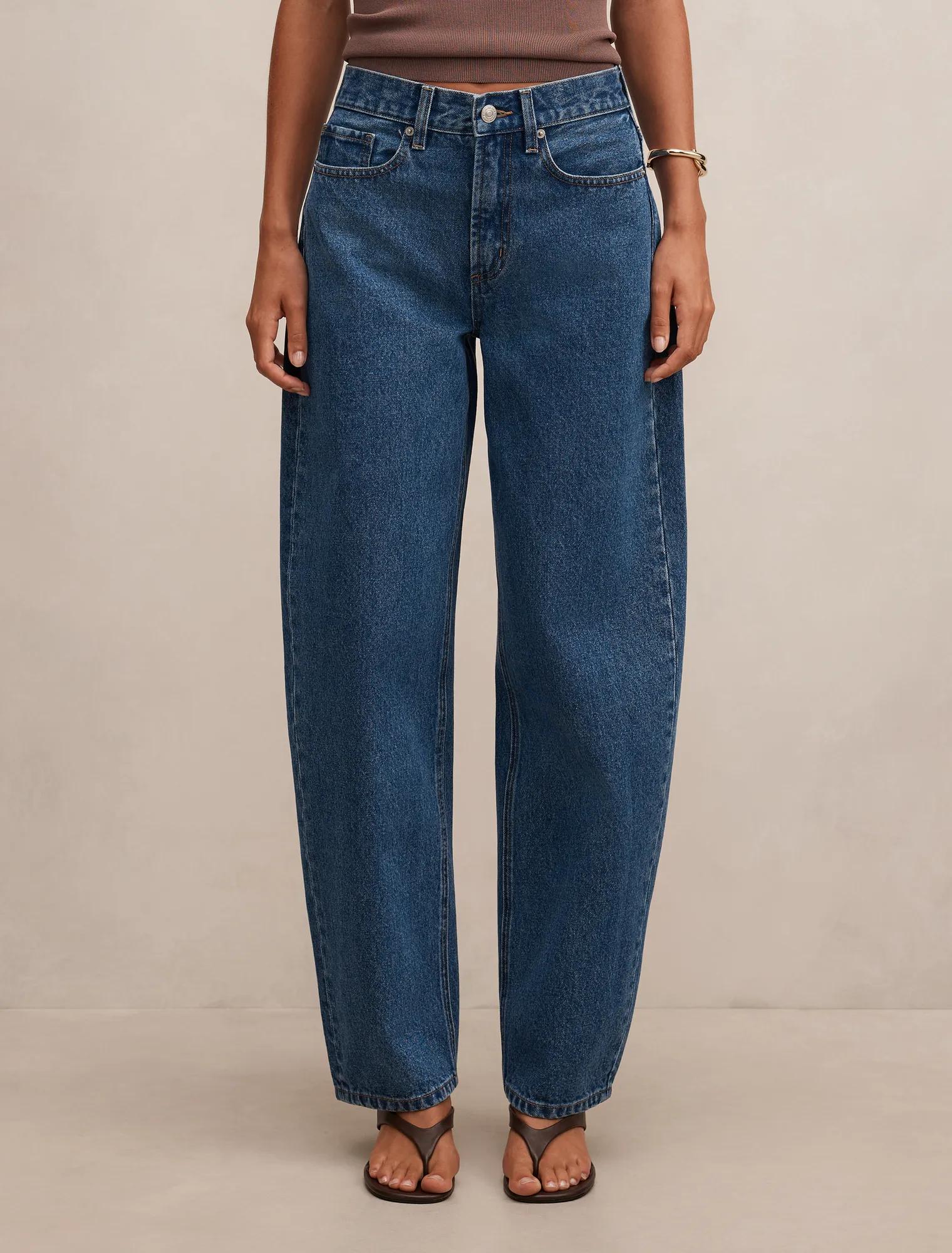 Emma Mid Rise Barrel Jeans Mid Wash