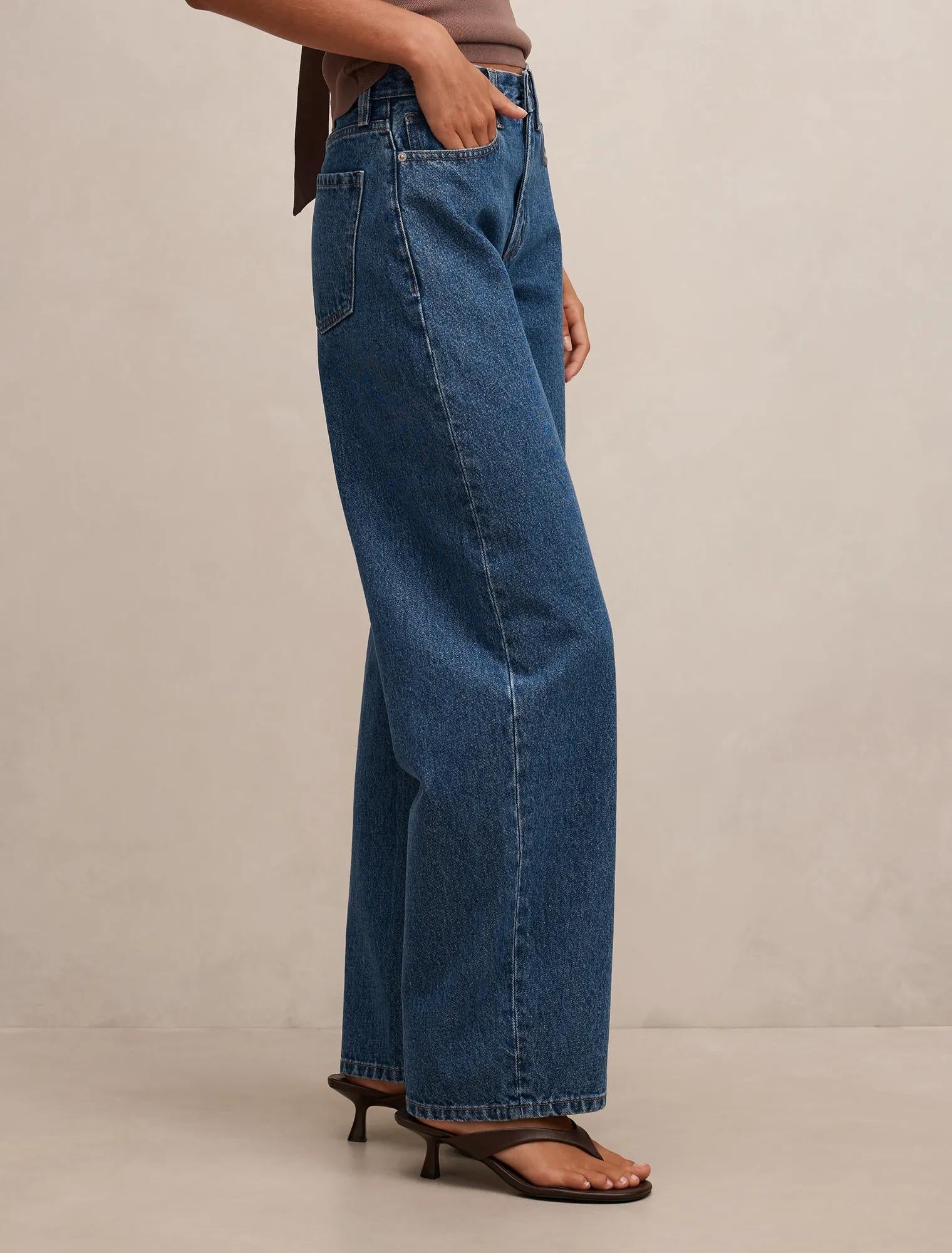 Emma Mid Rise Barrel Jeans Mid Wash
