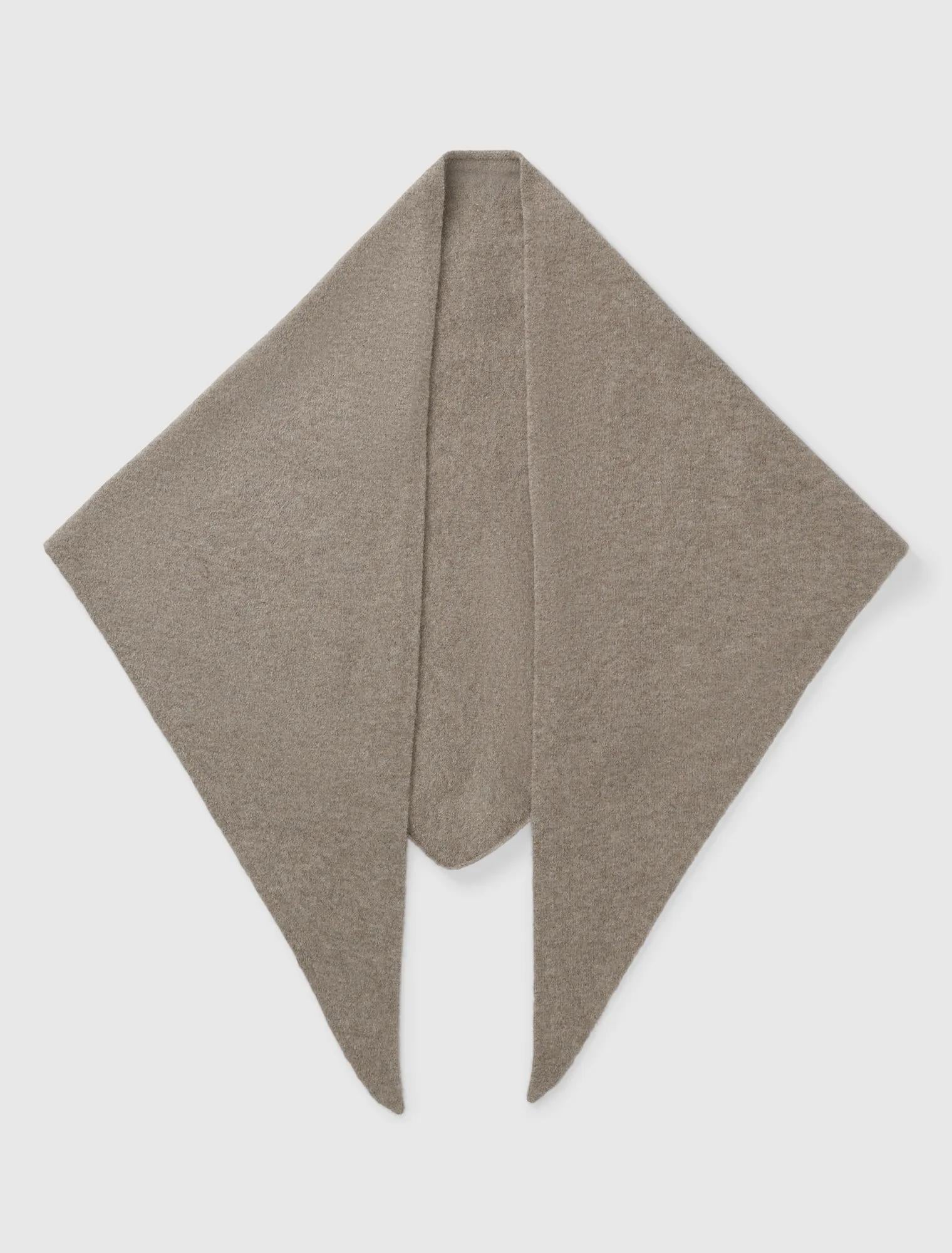 Tina Triangle Scarf Mocha_mannequin