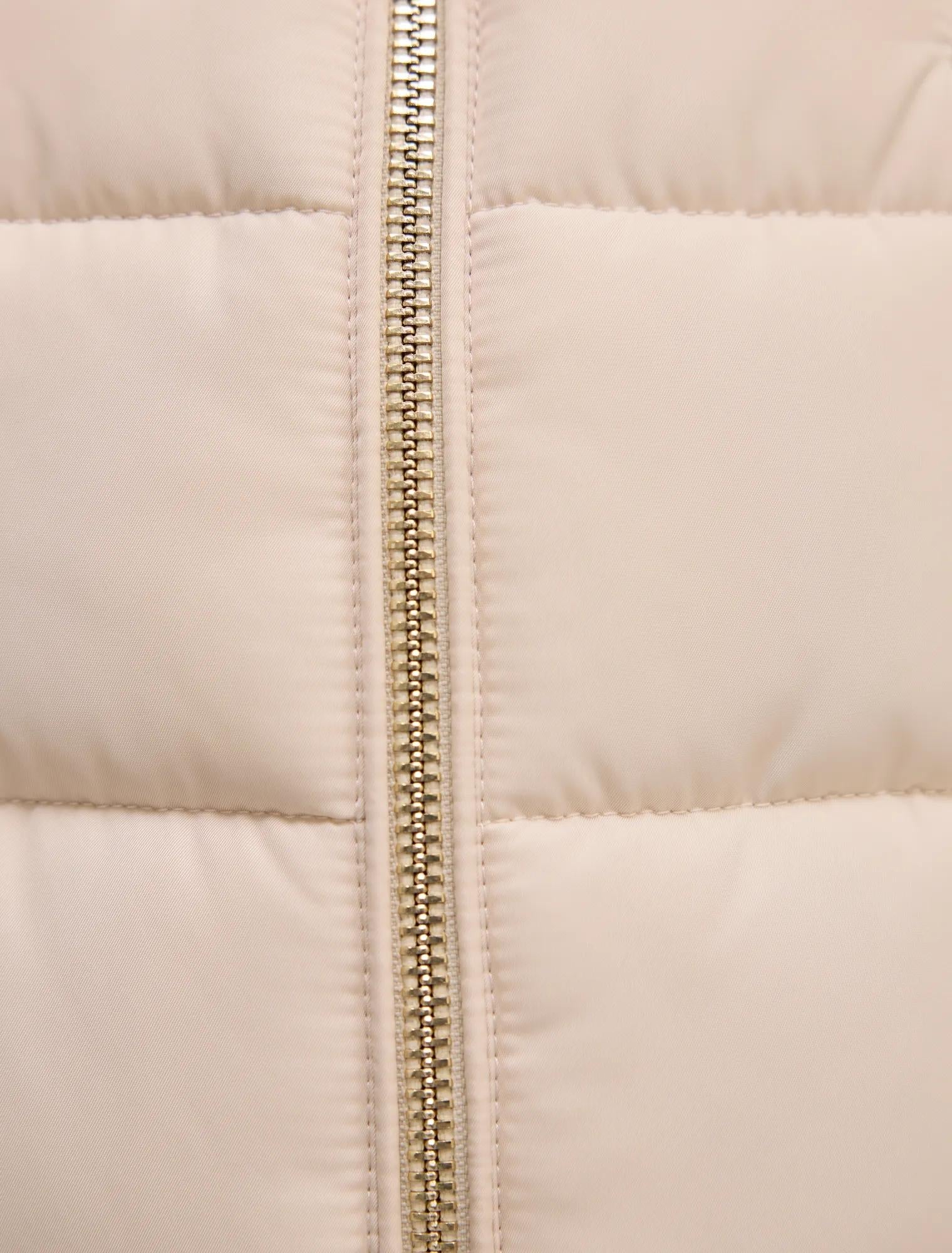 Macey Curve Short Puffer Jacket Cream