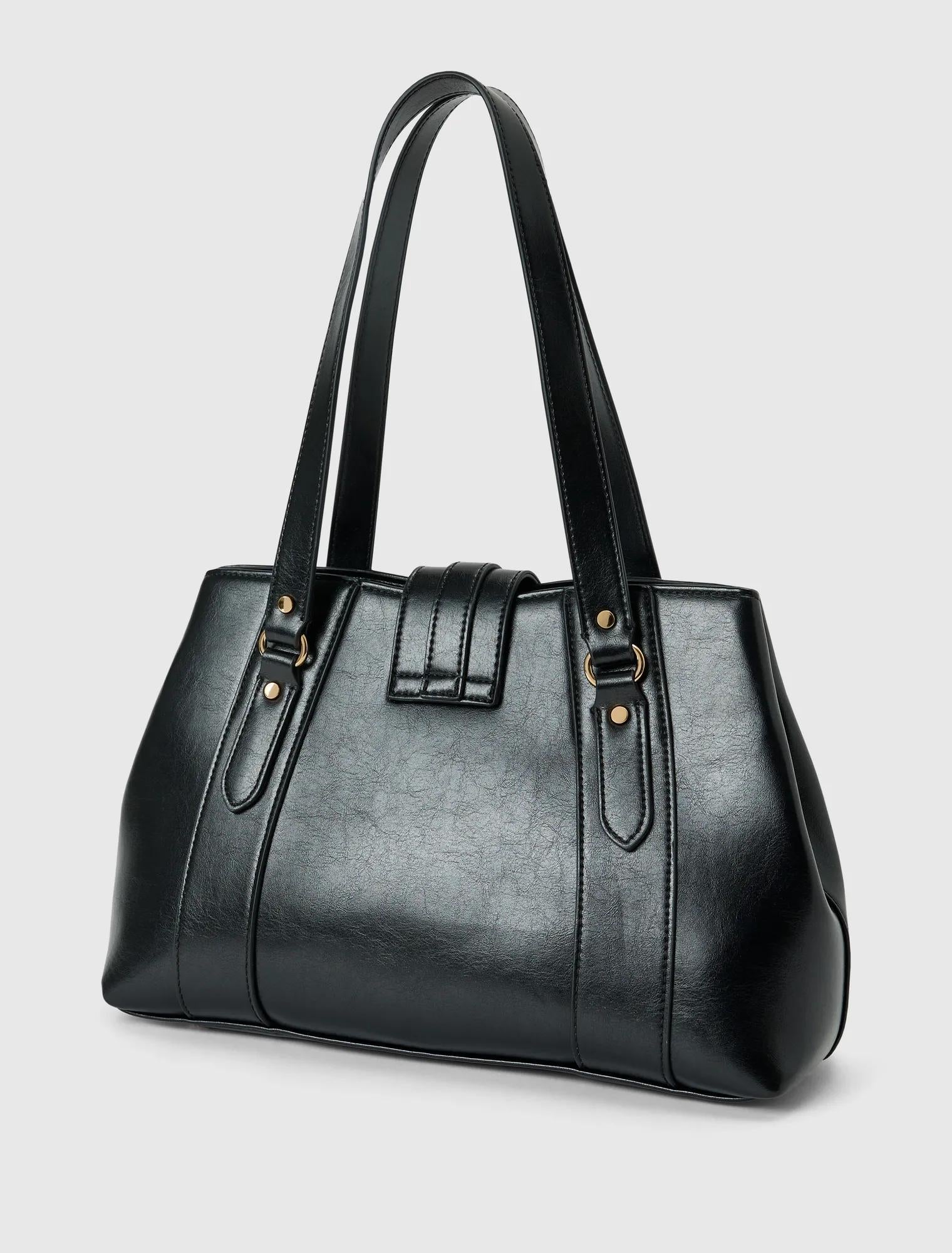 Riley Retro Lock Tote Bag Black_mannequin