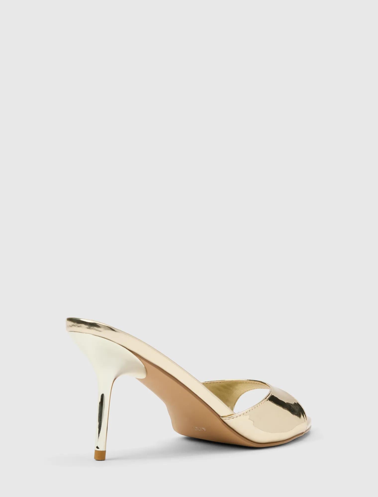 Poppy Pointed Toe Mule Gold_mannequin