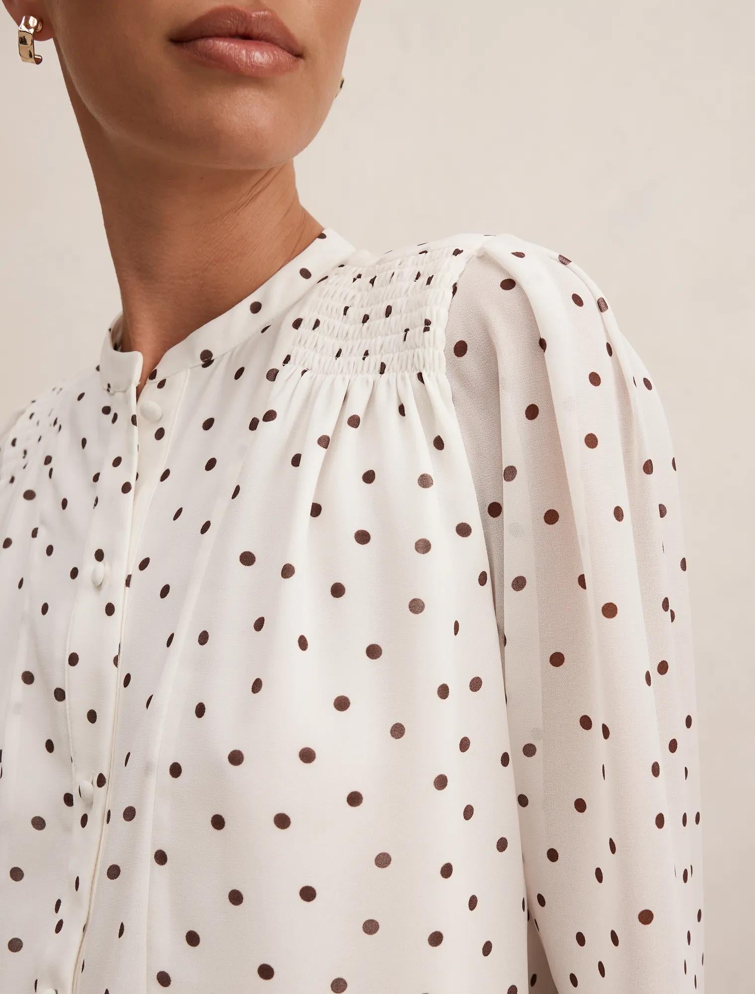 Rory Sheering Blouse Cream Bower Spot