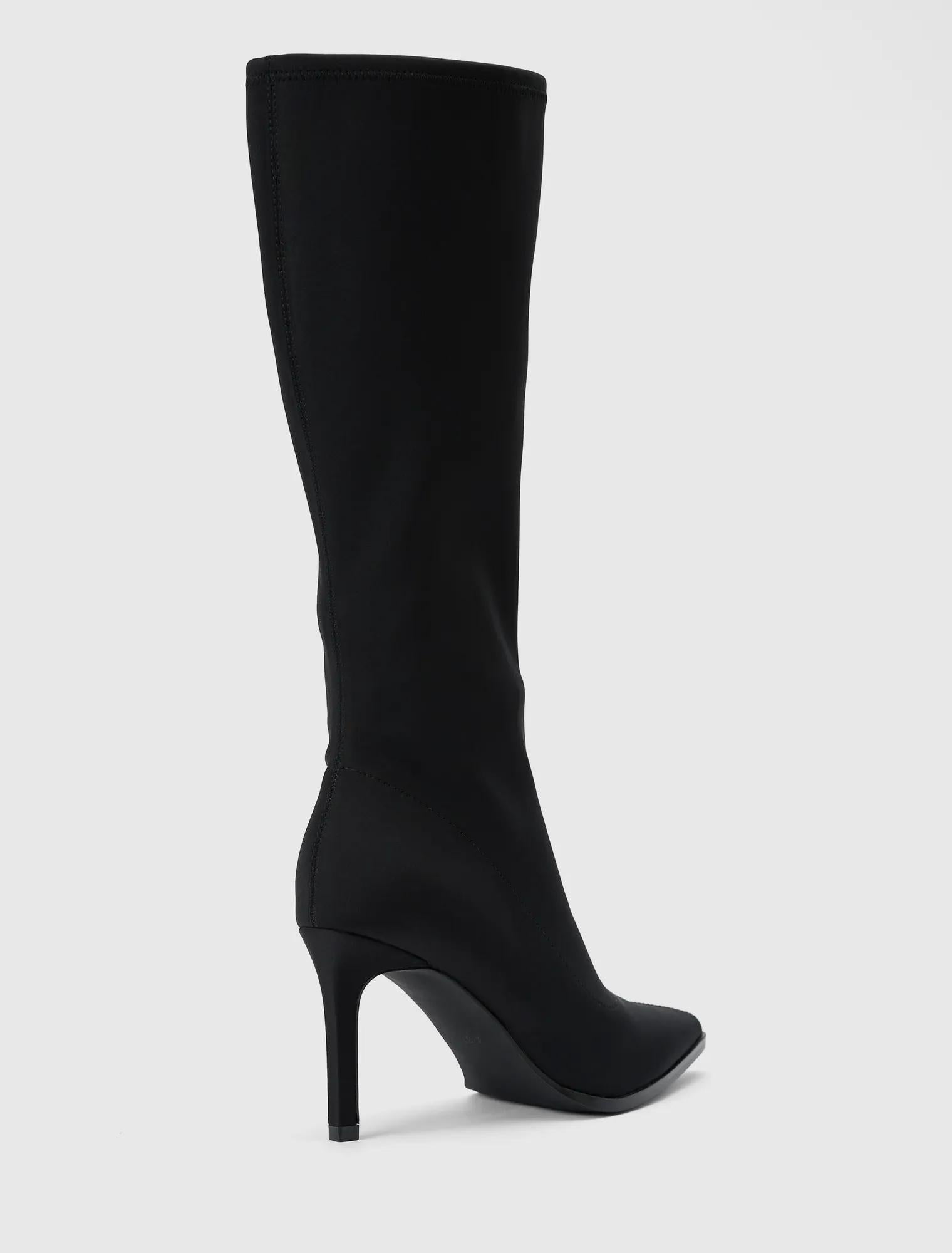 30221501_mannequin