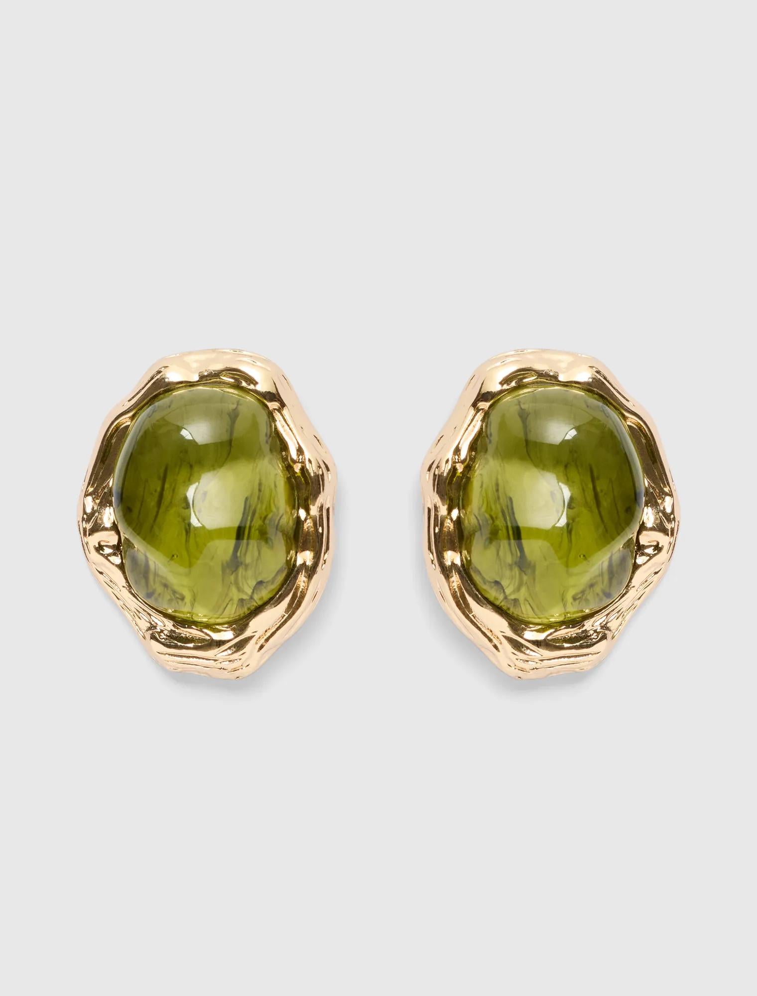 Signature Olive Stone Stud Green/Gold_mannequin