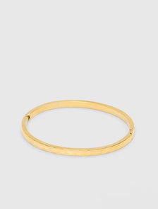 Talia Waterproof Textured Hinge Bangle Gold Plated_mannequin