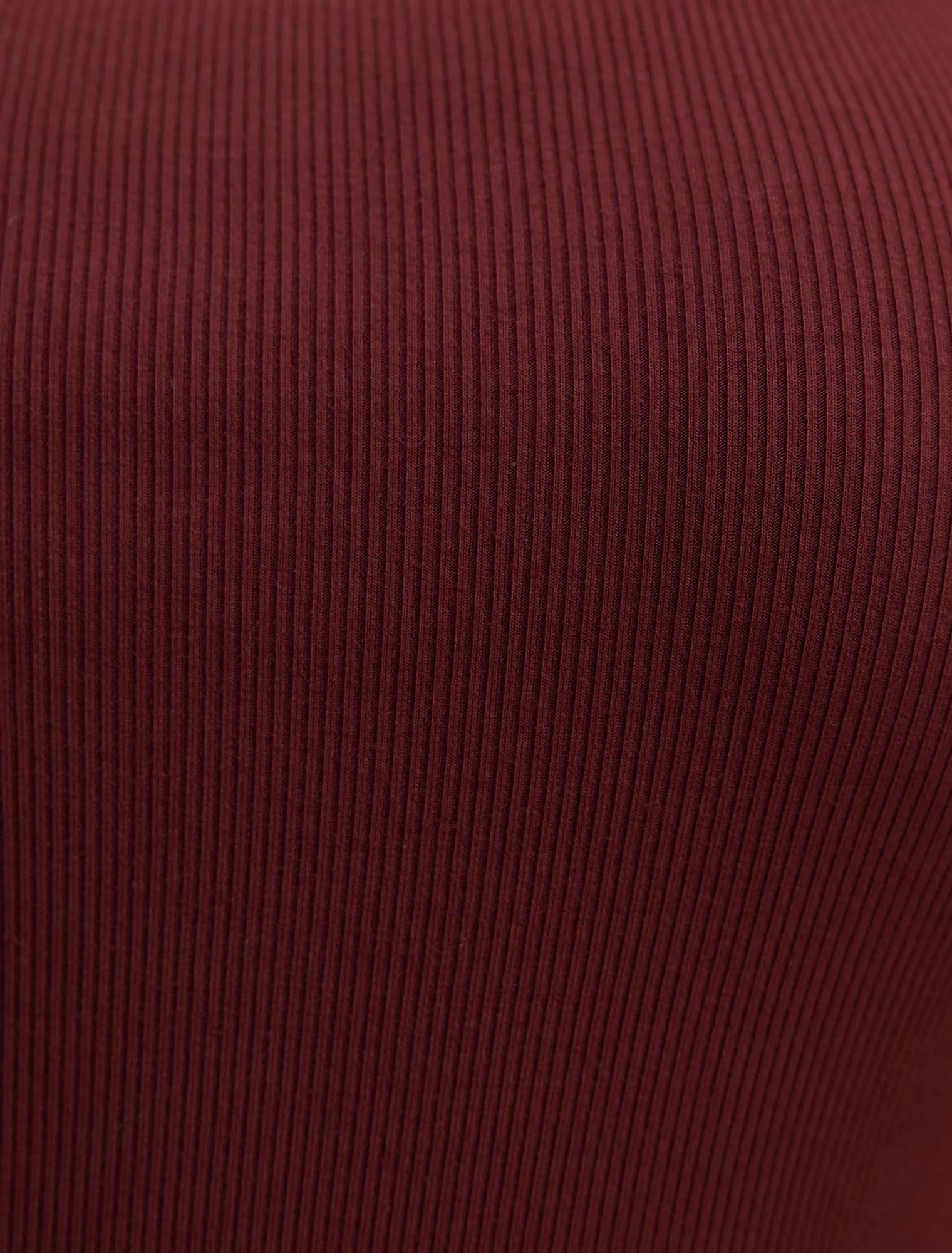 Rebecca Curve Scallop Trim Tee Deep Maroon/ Porcelain