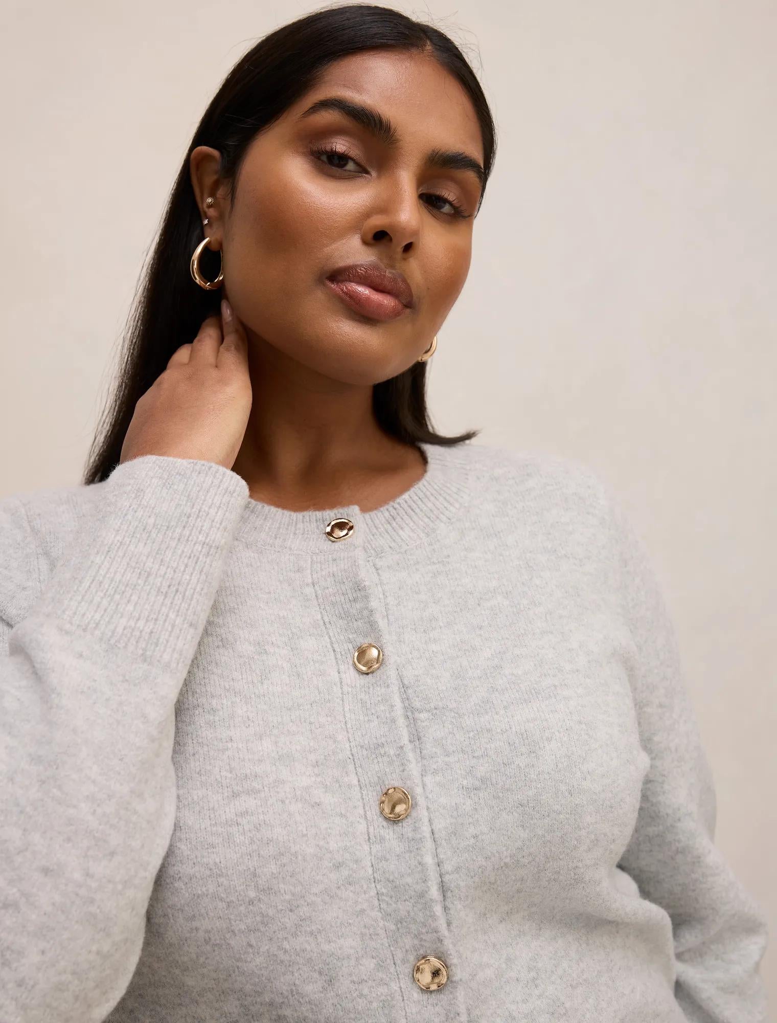 May Curve Crew Neck Cardigan Soft Grey