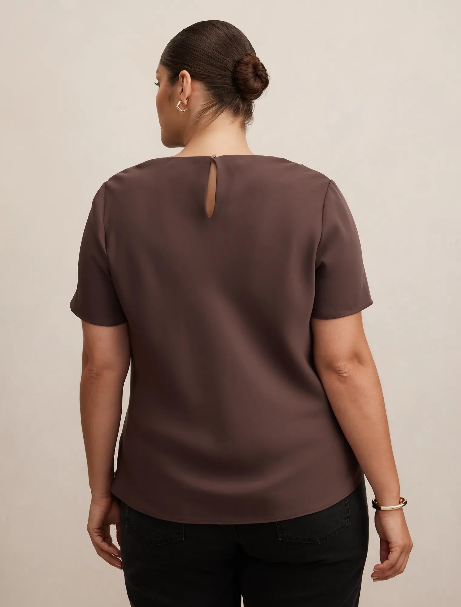 Jolie Curve High Neck Top Chocolate
