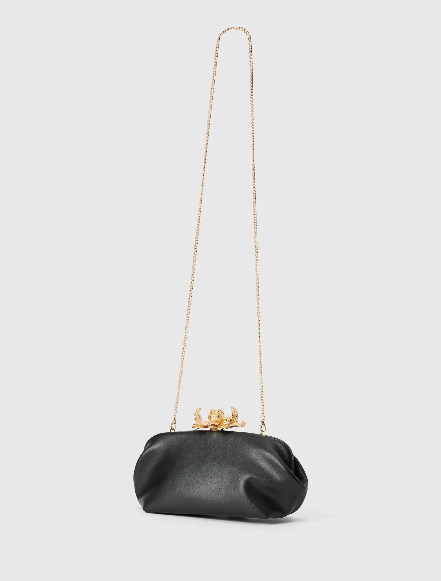 Tiffany Orchid Clasp Clutch Black_mannequin