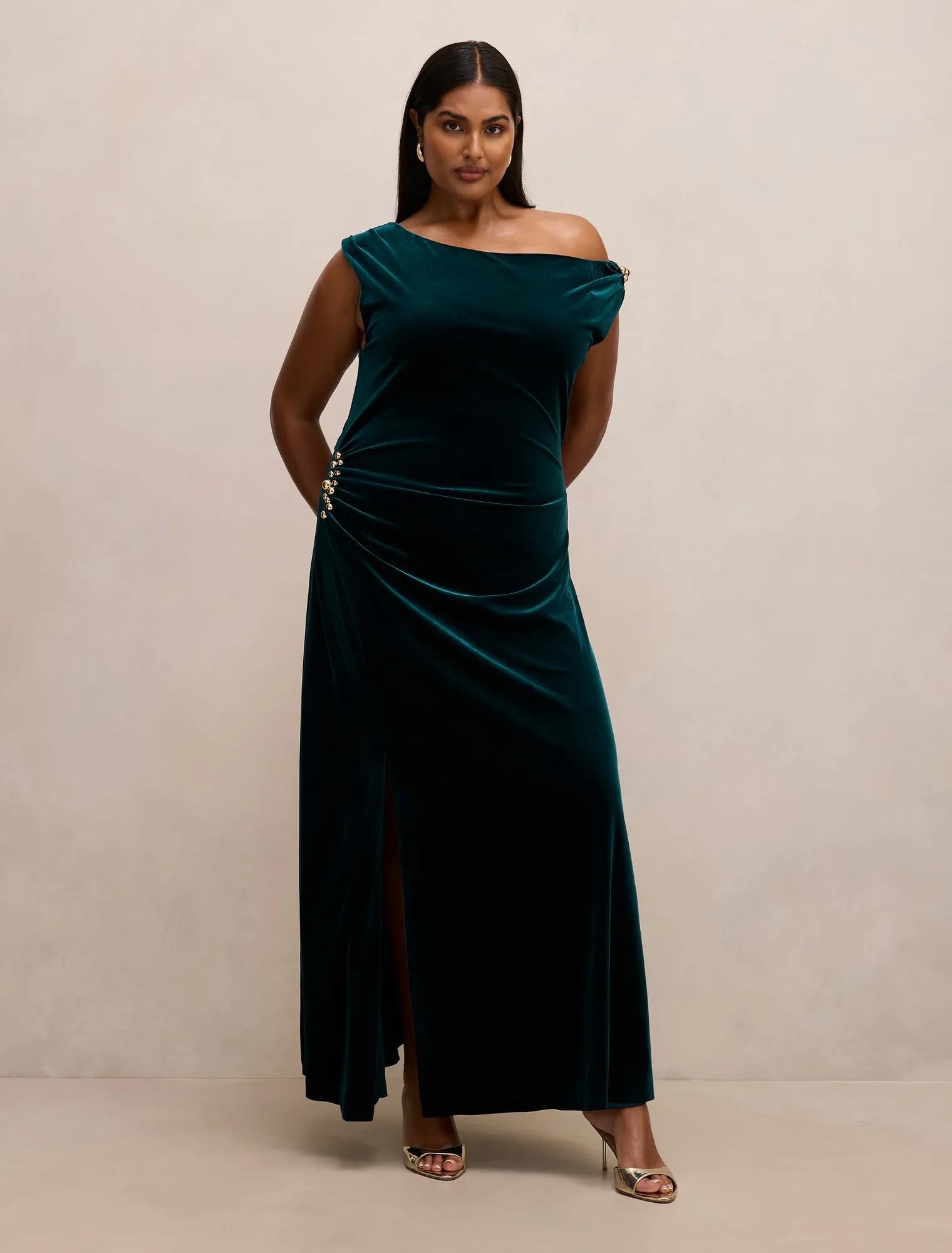 Winslet Curve Off Shoulder Velvet Gown Dark Green