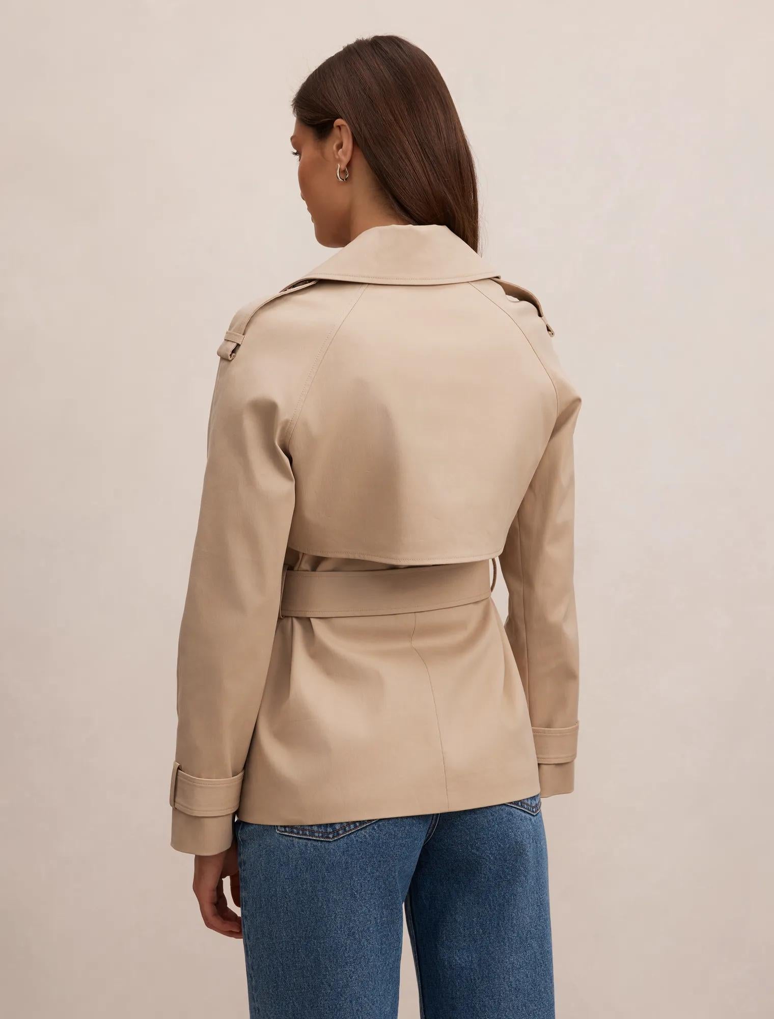 Teagan Short Trench Sand