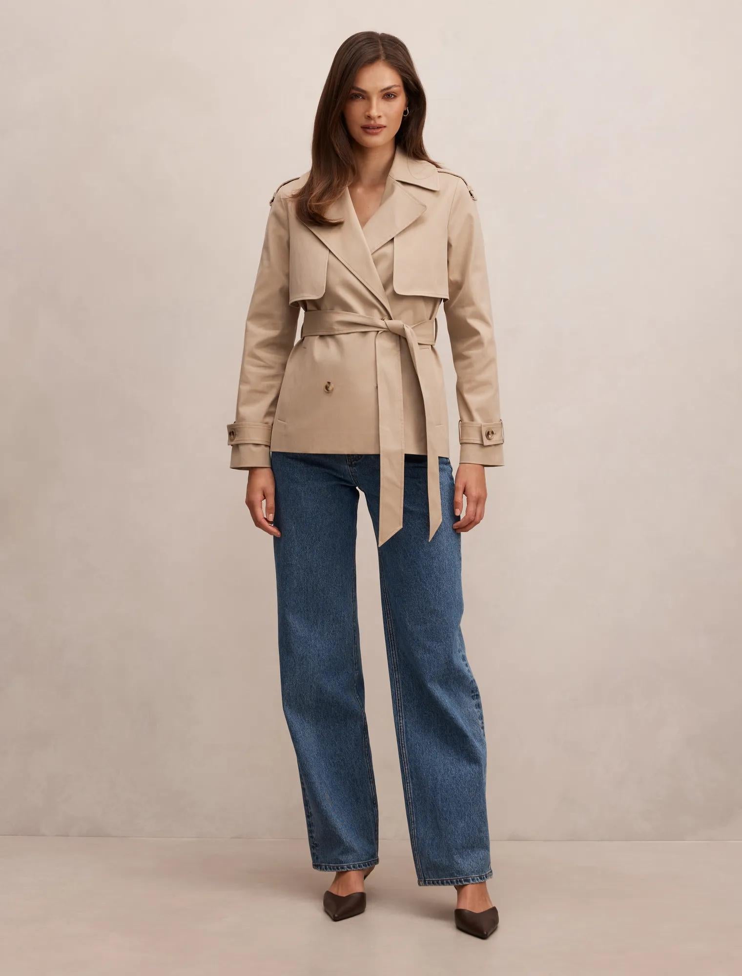 Teagan Short Trench Sand