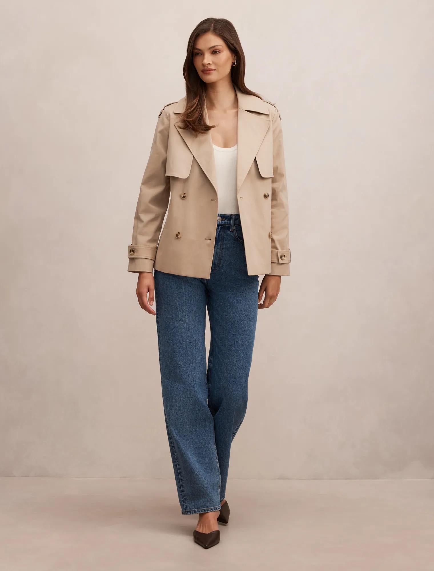 Teagan Short Trench Sand