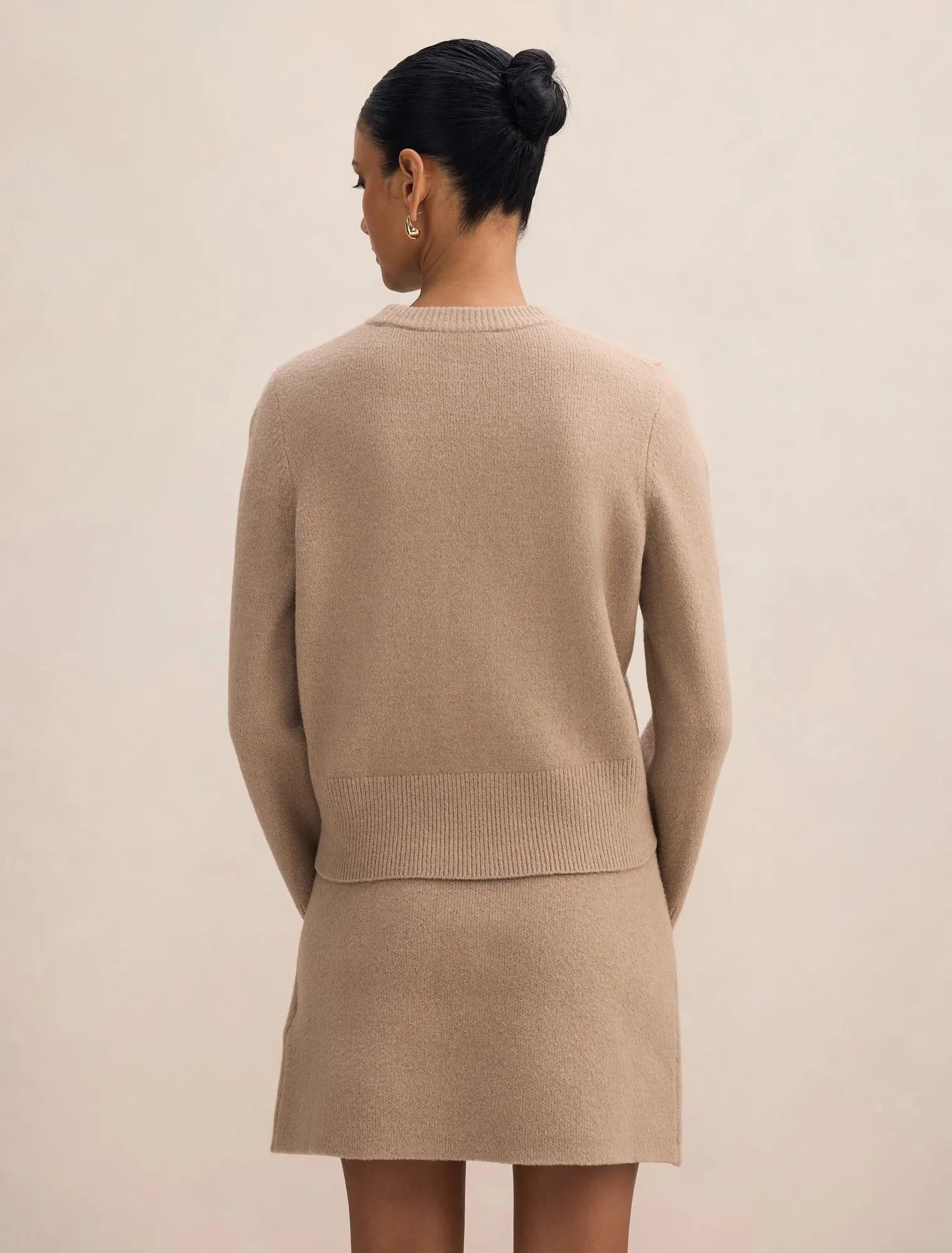 Natalie Petite Knitted Sweater Latte