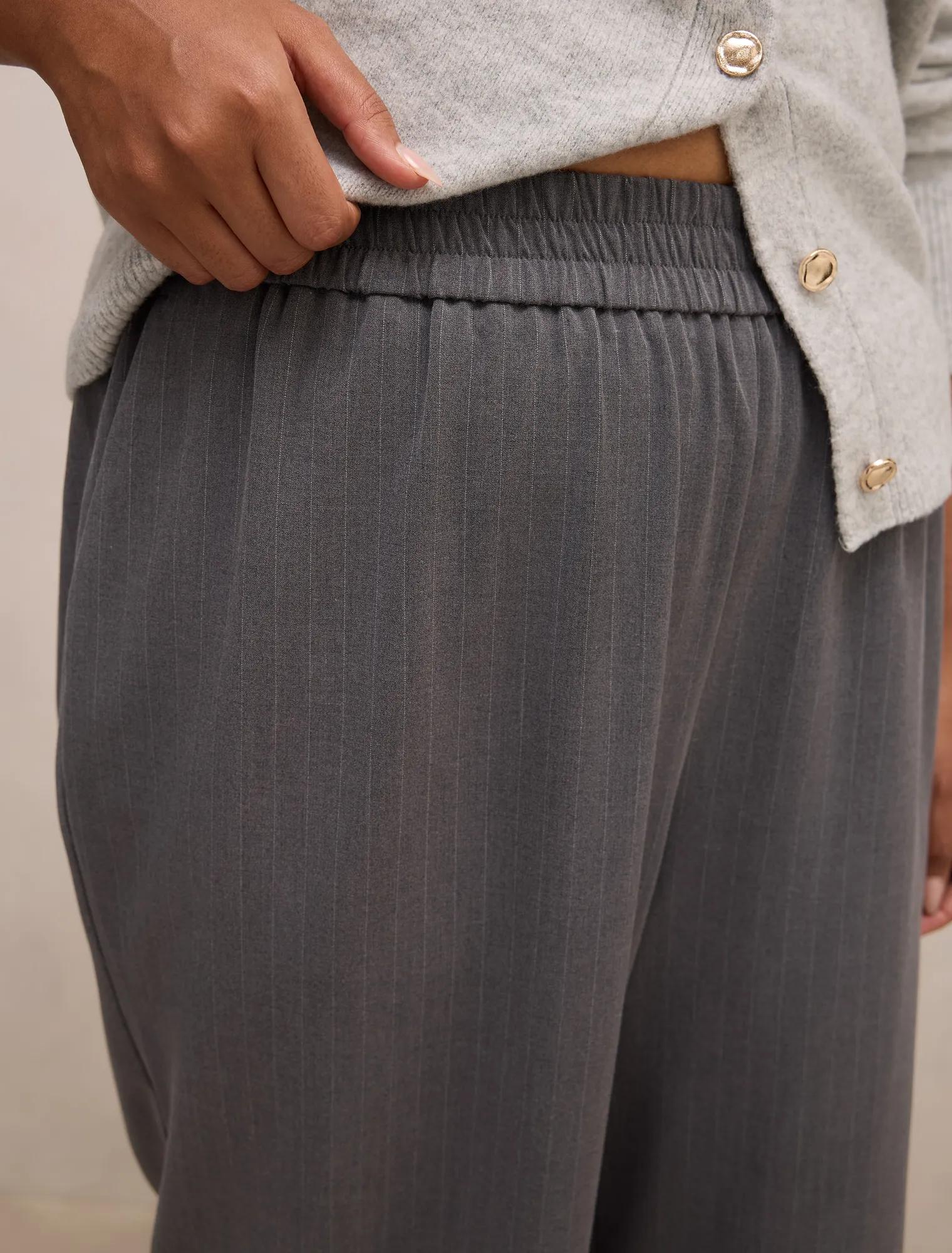 Liliana Curve Elastic Pinstripe Pants Grey Pinstripe