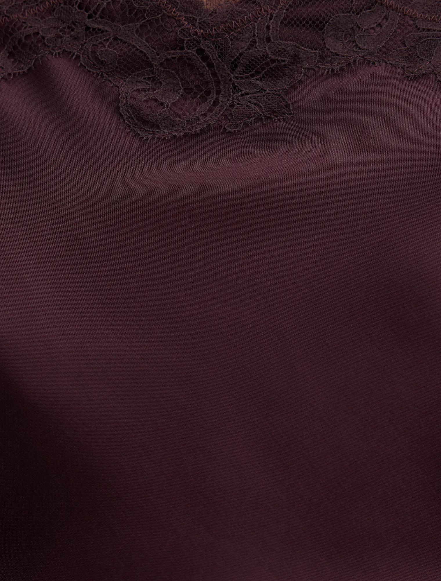 30332605